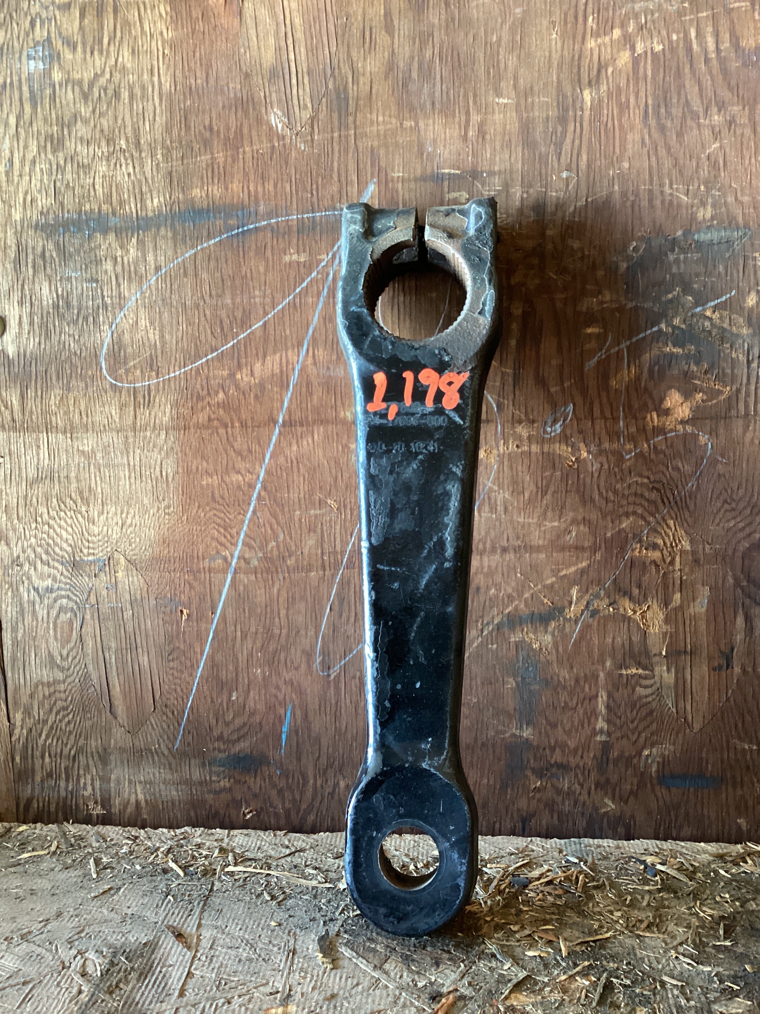 USED | POWER STEERING GEAR BOX PITMAN ARM FREIGHTLINER | SKU1,198