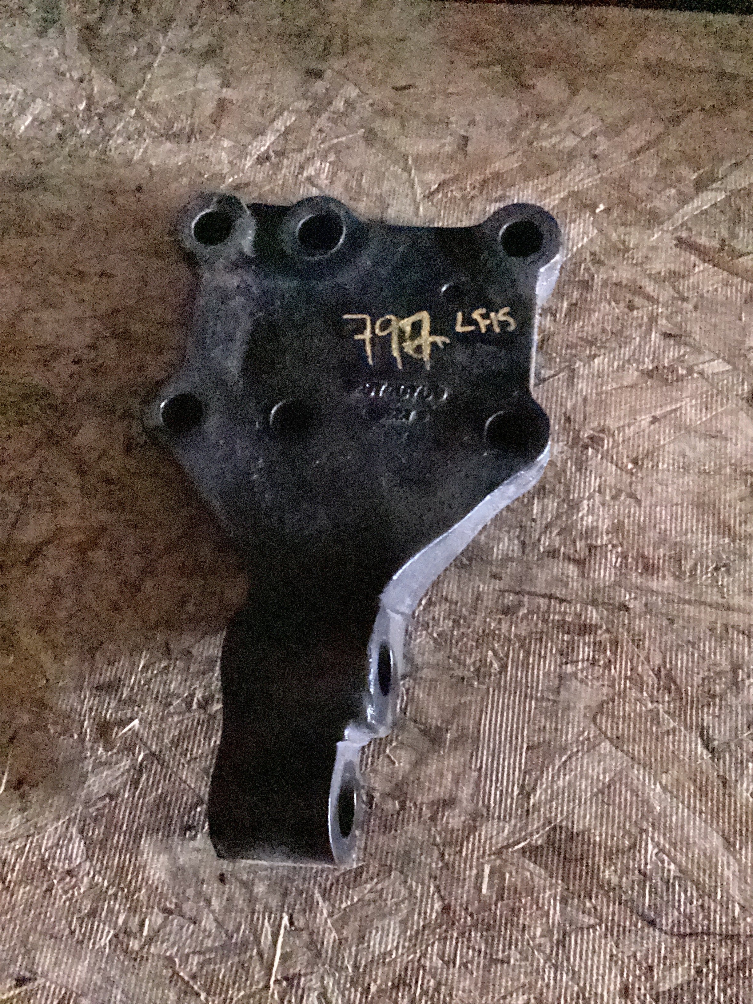 USED | REAR MOTOR MOUNT LHS VOLVO CUMMINS ISX | SKU797