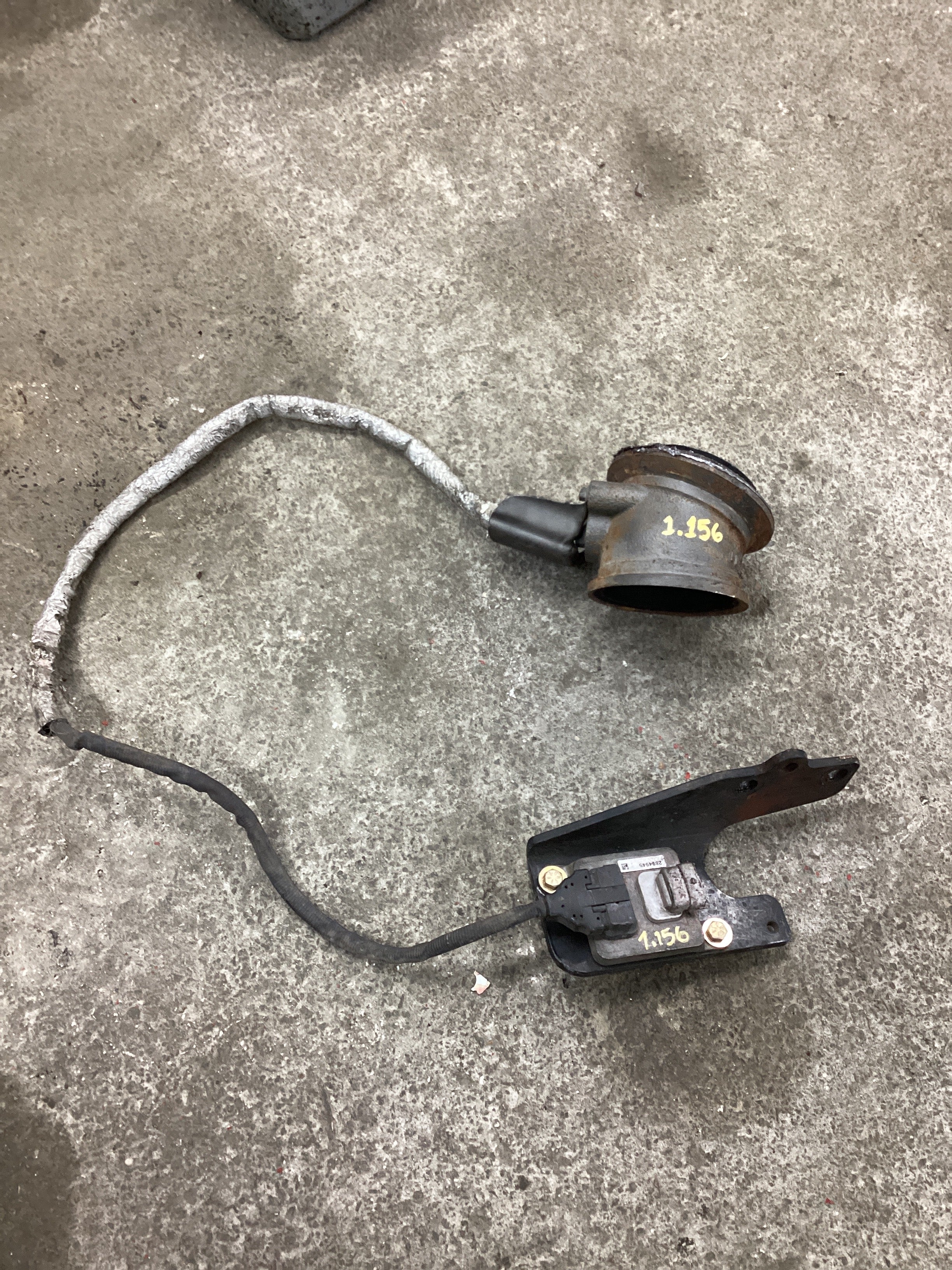 USED | NOX SENSOR INLET WITH BRACKET AND ELBOW COMPLETELY CUMMINS ISB 2012 | SKU1,156