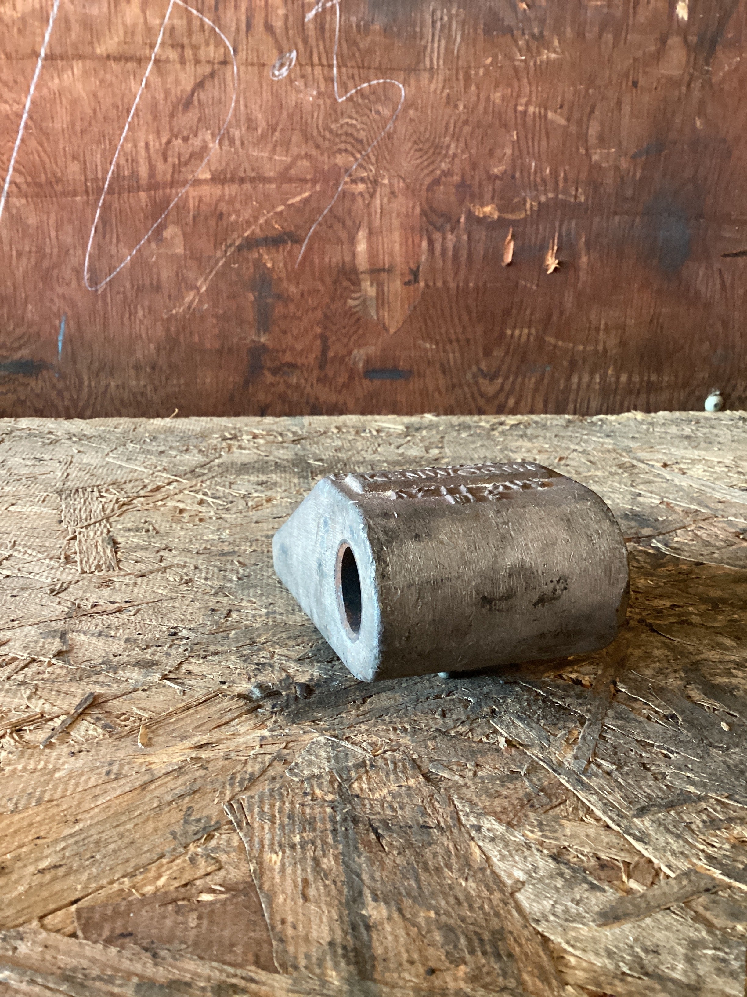 USED | HOOD HINGE KENWORTH | SKU1,024