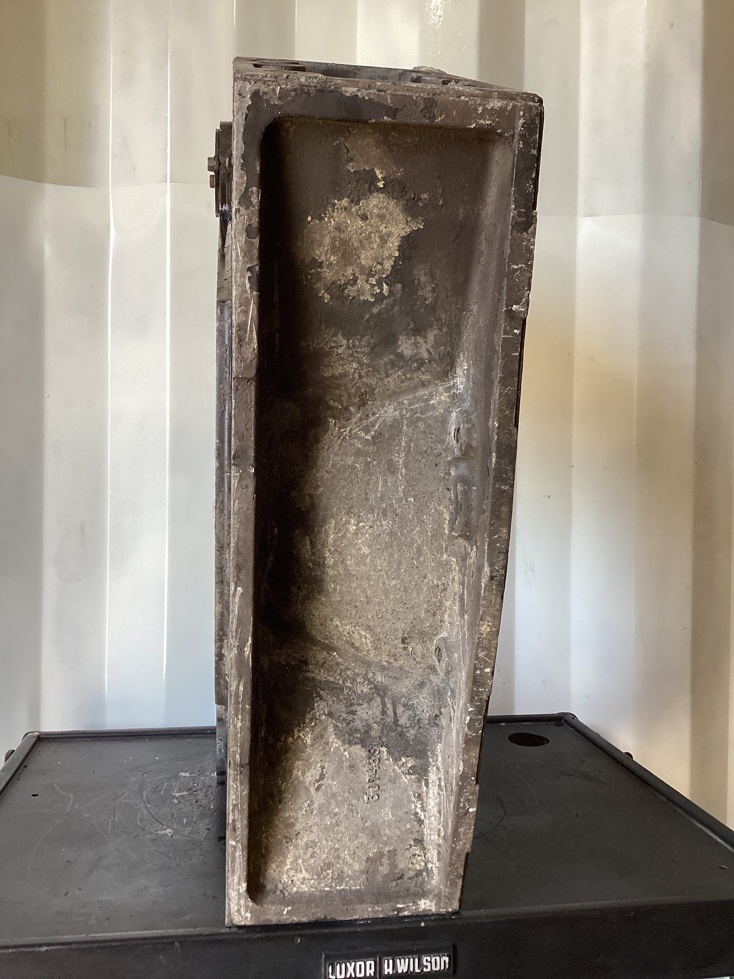 USED | ENGINE FLYWHEEL HOUSING CUMMINS N14 | SKU82