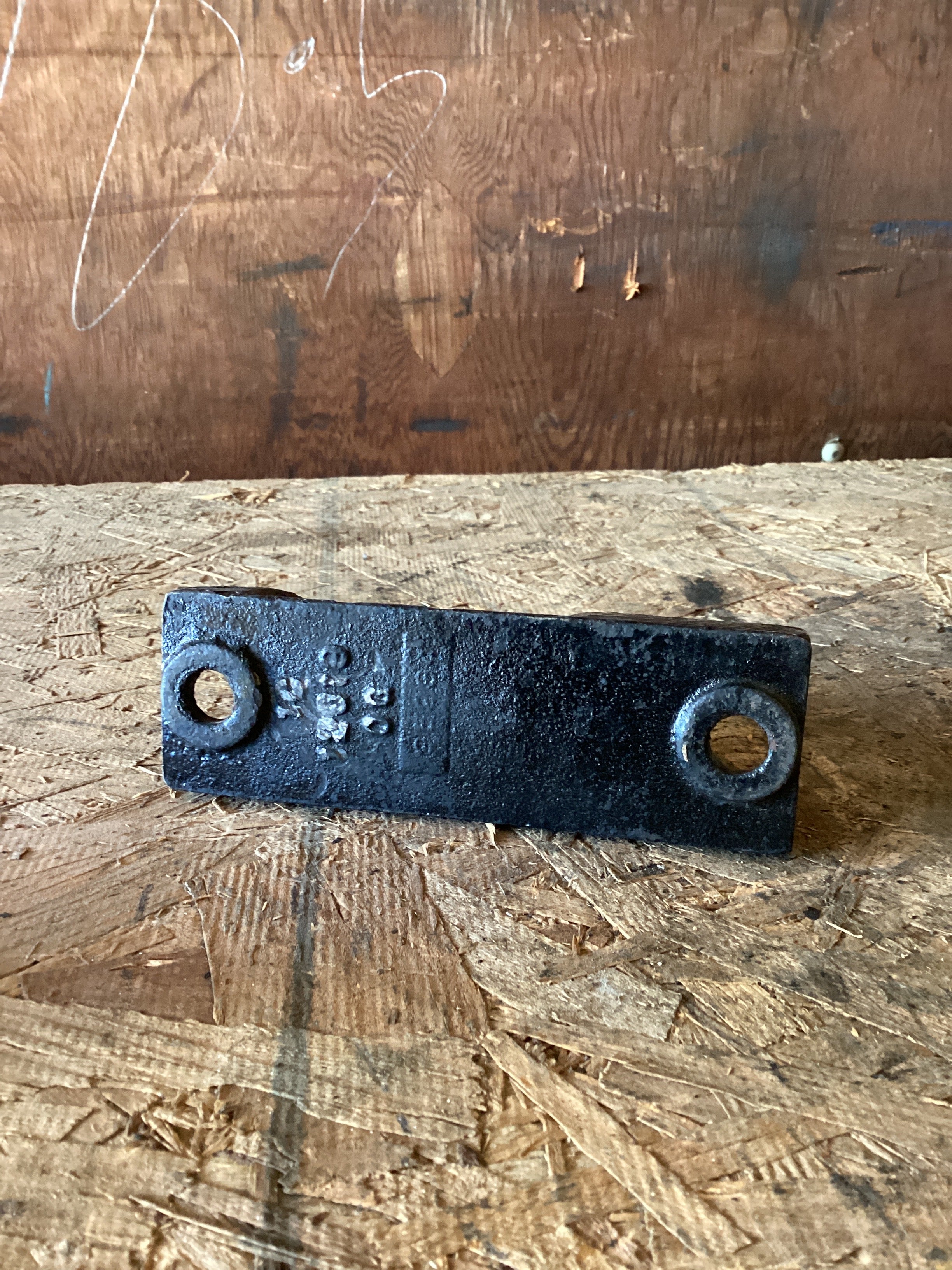 USED | UPPER SHOCK BRACKET FREIGHTLINER | SKU973