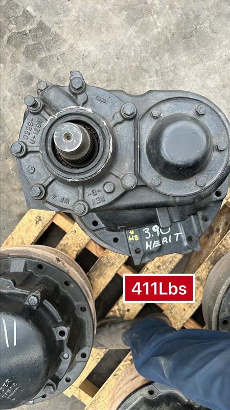 USED | 3.90 MERITOR REAR/FRONT DIFFERENTIAL | SKU618