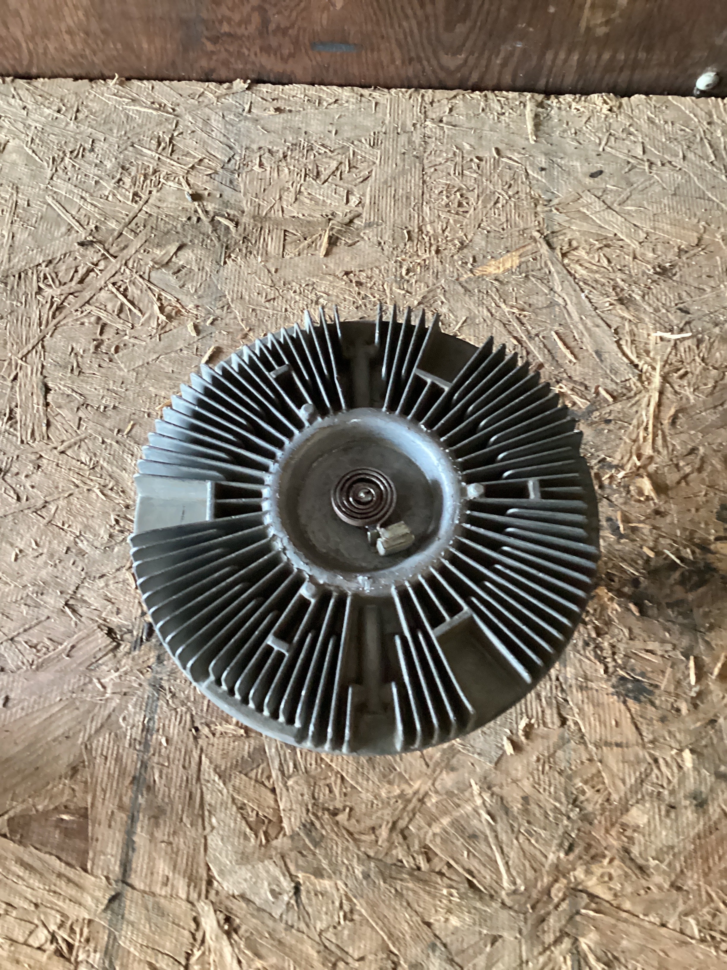 USED | ENGINE FAN CLUTCH THERMIC INTERNATIONAL | SKU909
