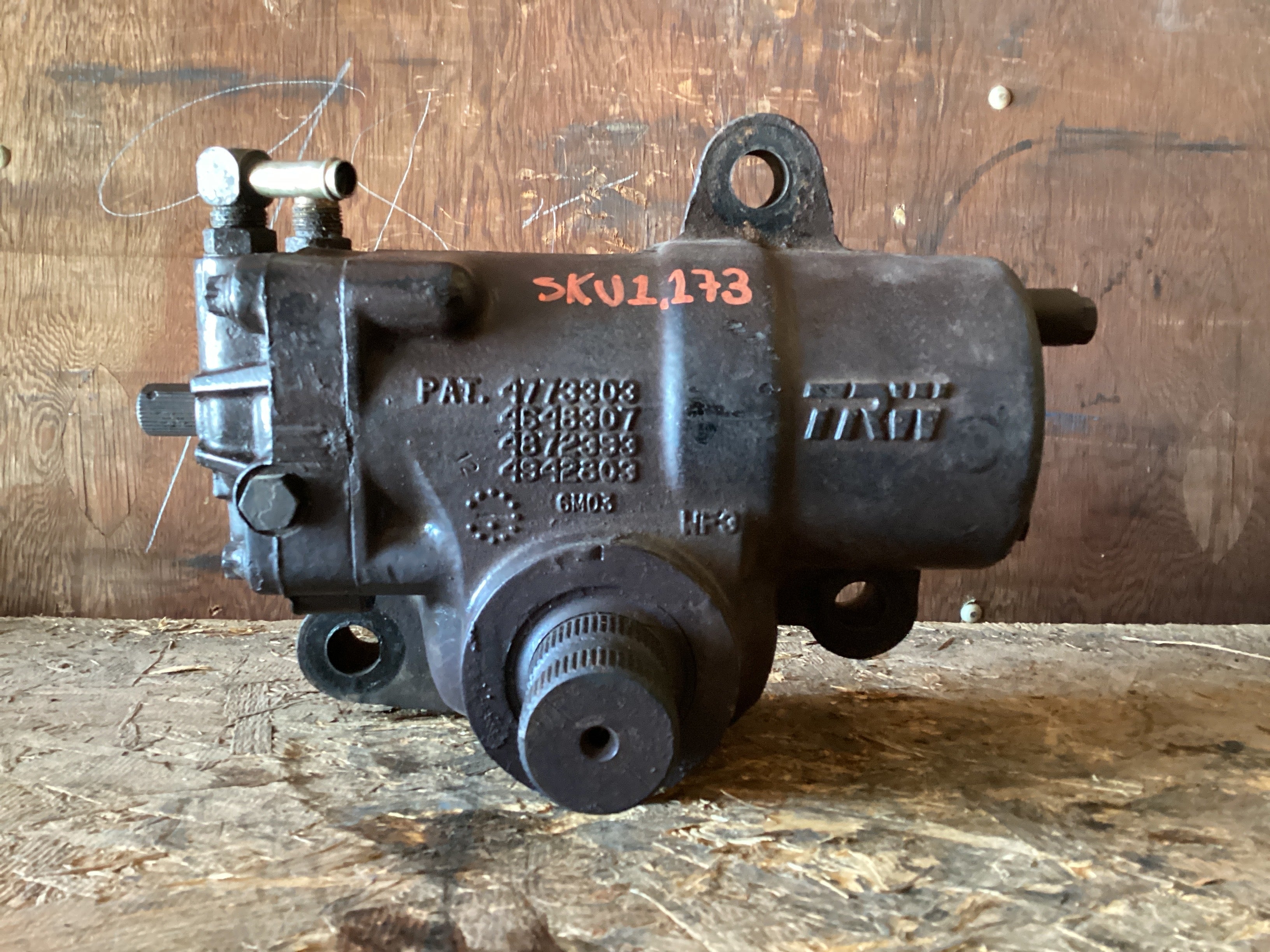 USED | POWER STEERING GEAR BOX PETERBILT | SKU1,173