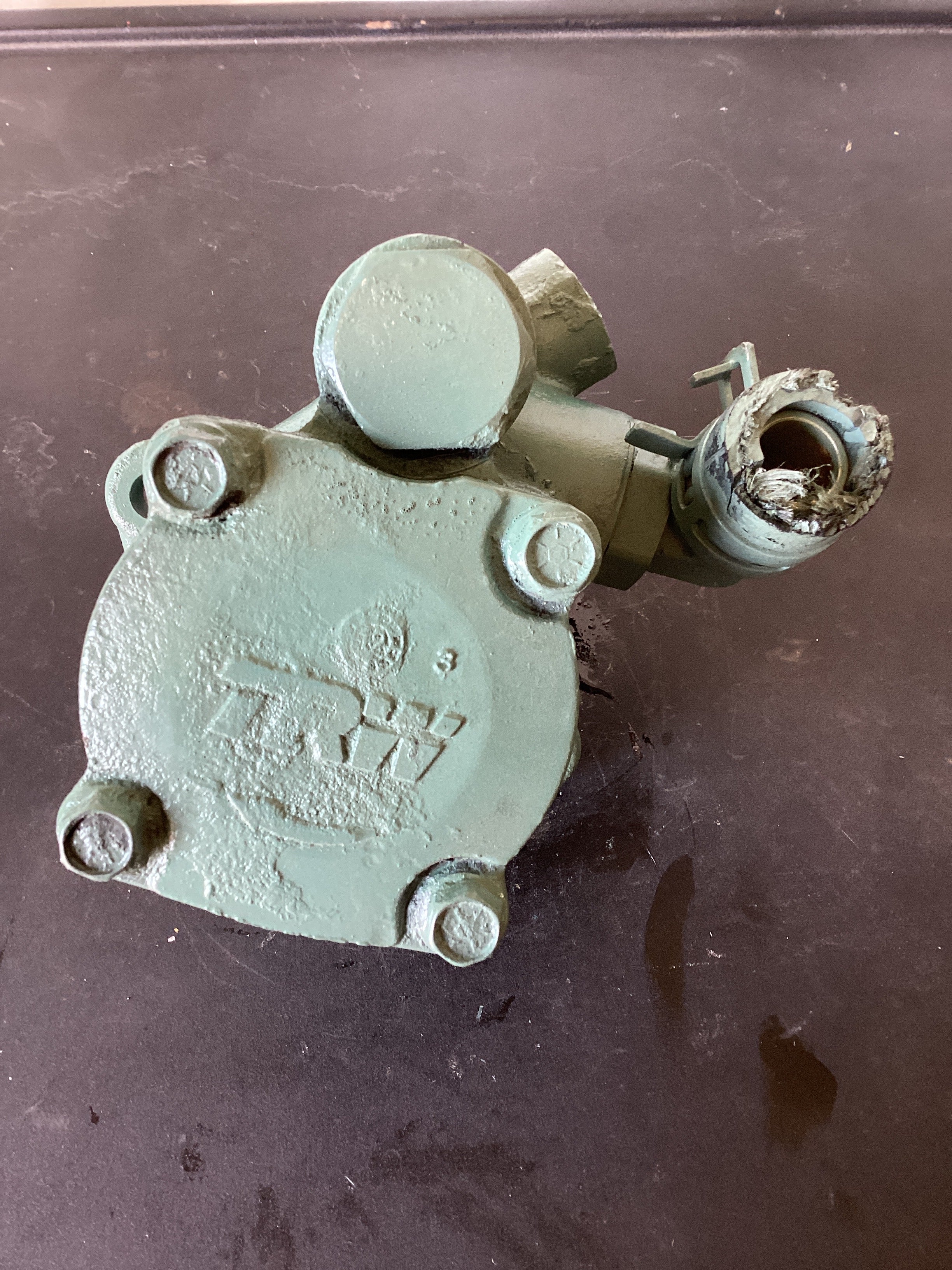 USED | POWER STEERING PUMP LHS | SKU494