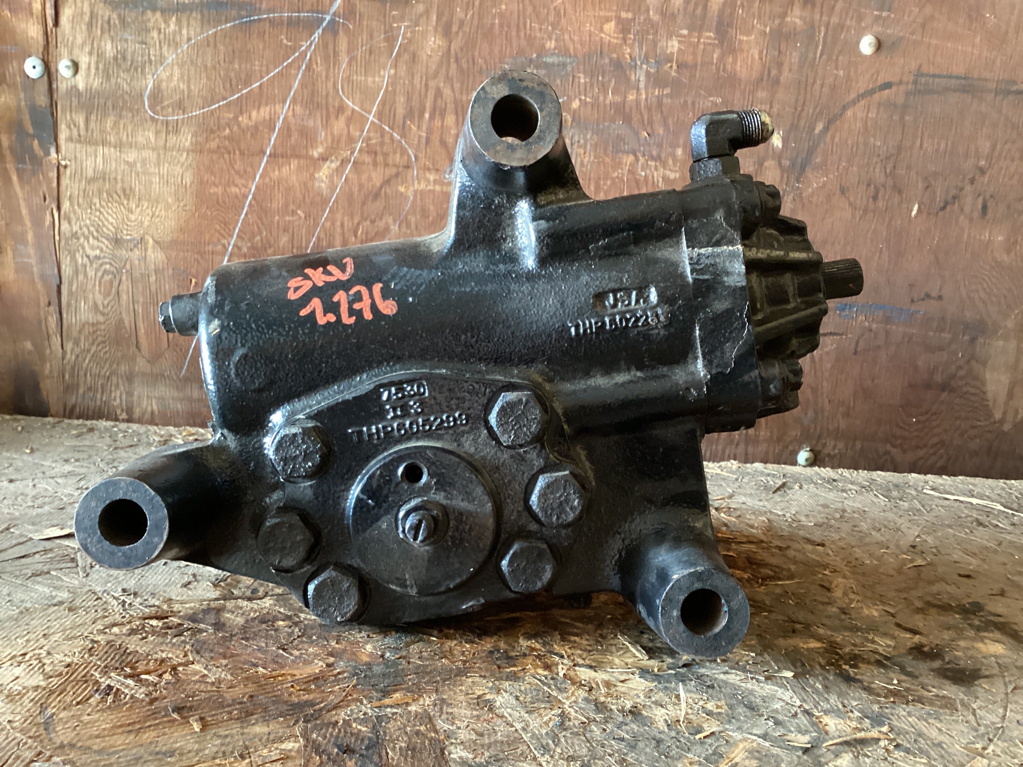 USED | POWER STEERING GEAR BOX INTERNATIONAL PROSTAR | SKU1,176