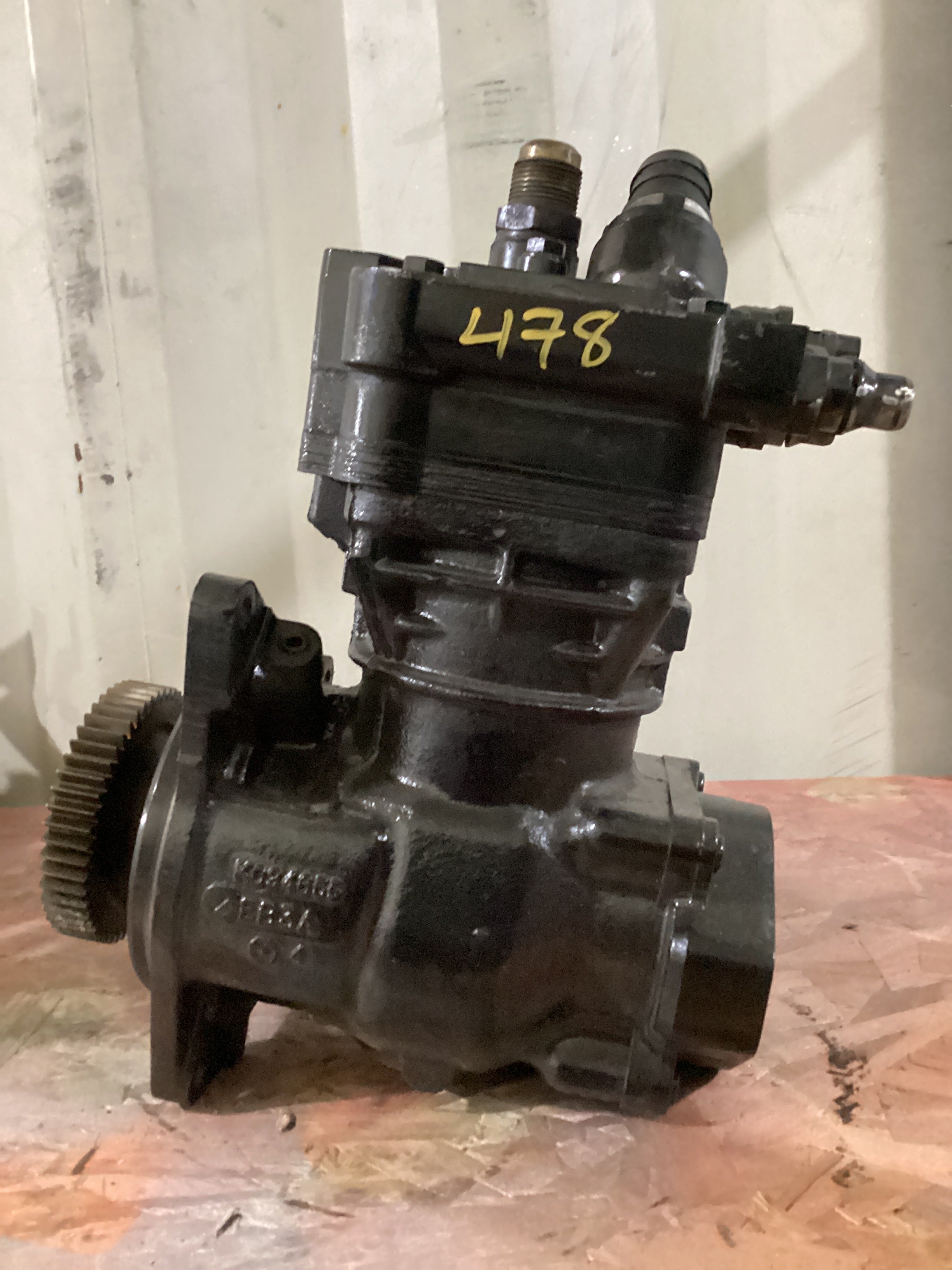 USED | AIR COMPRESSOR DETROIT DD13-DD15 | SKU478