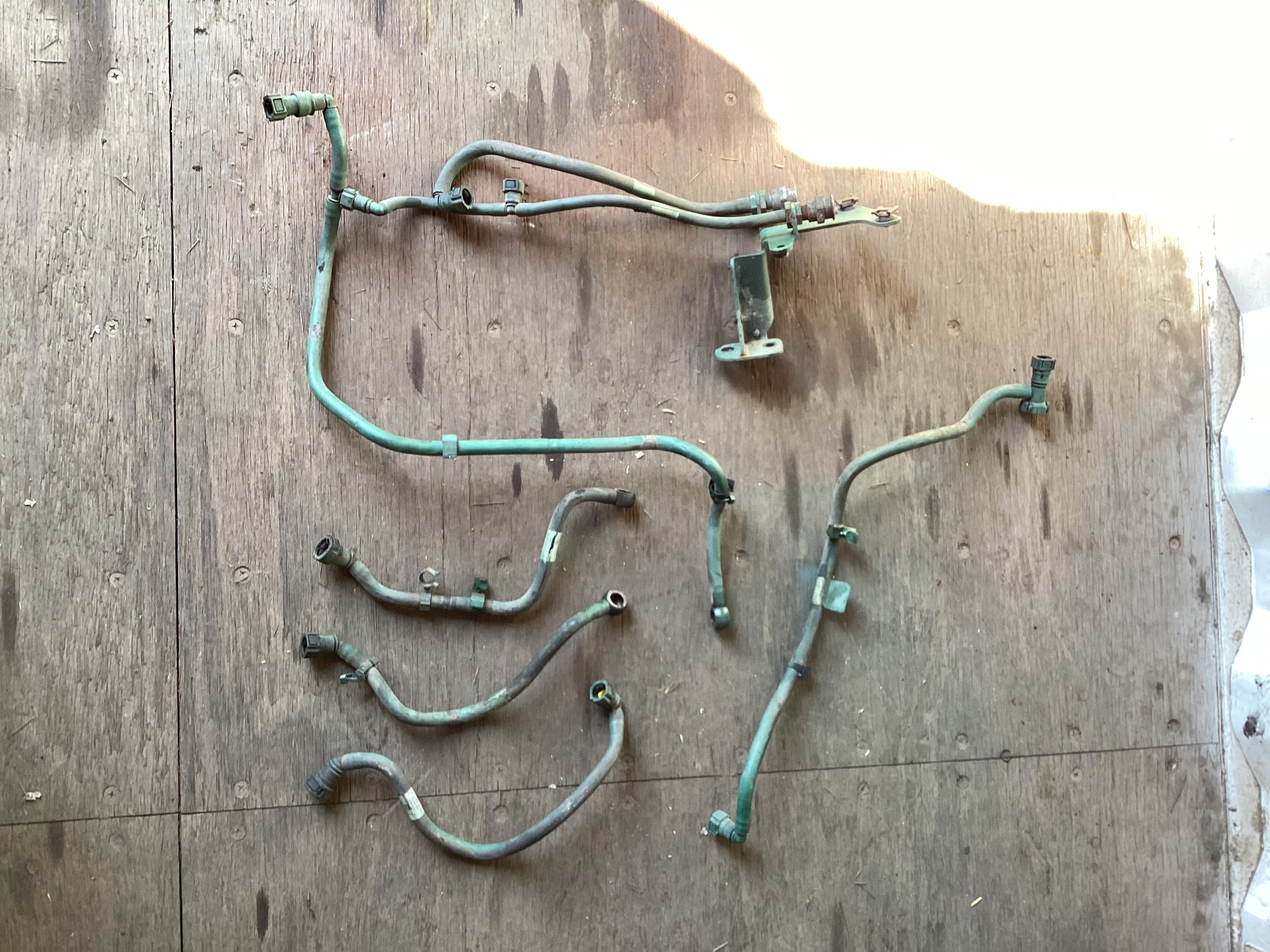USED | ENGINE FUEL LINES KIT VOLVO 2019 D13 | SKU1,253