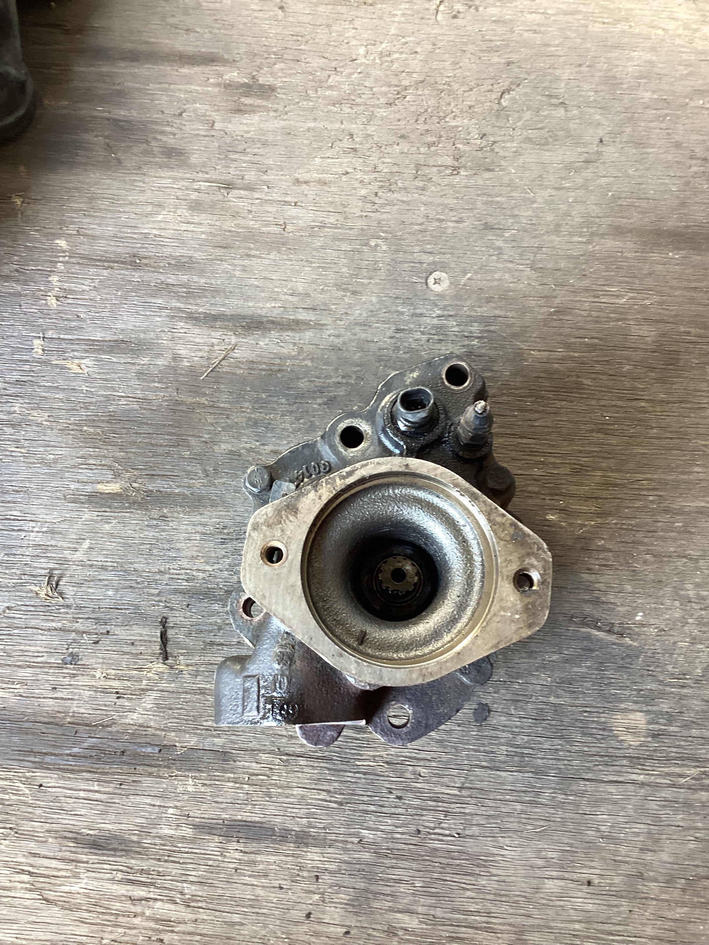 USED | ENGINE OIL PUMP ASSEMBLY CUMMINS N14 SELECT | SKU1,275