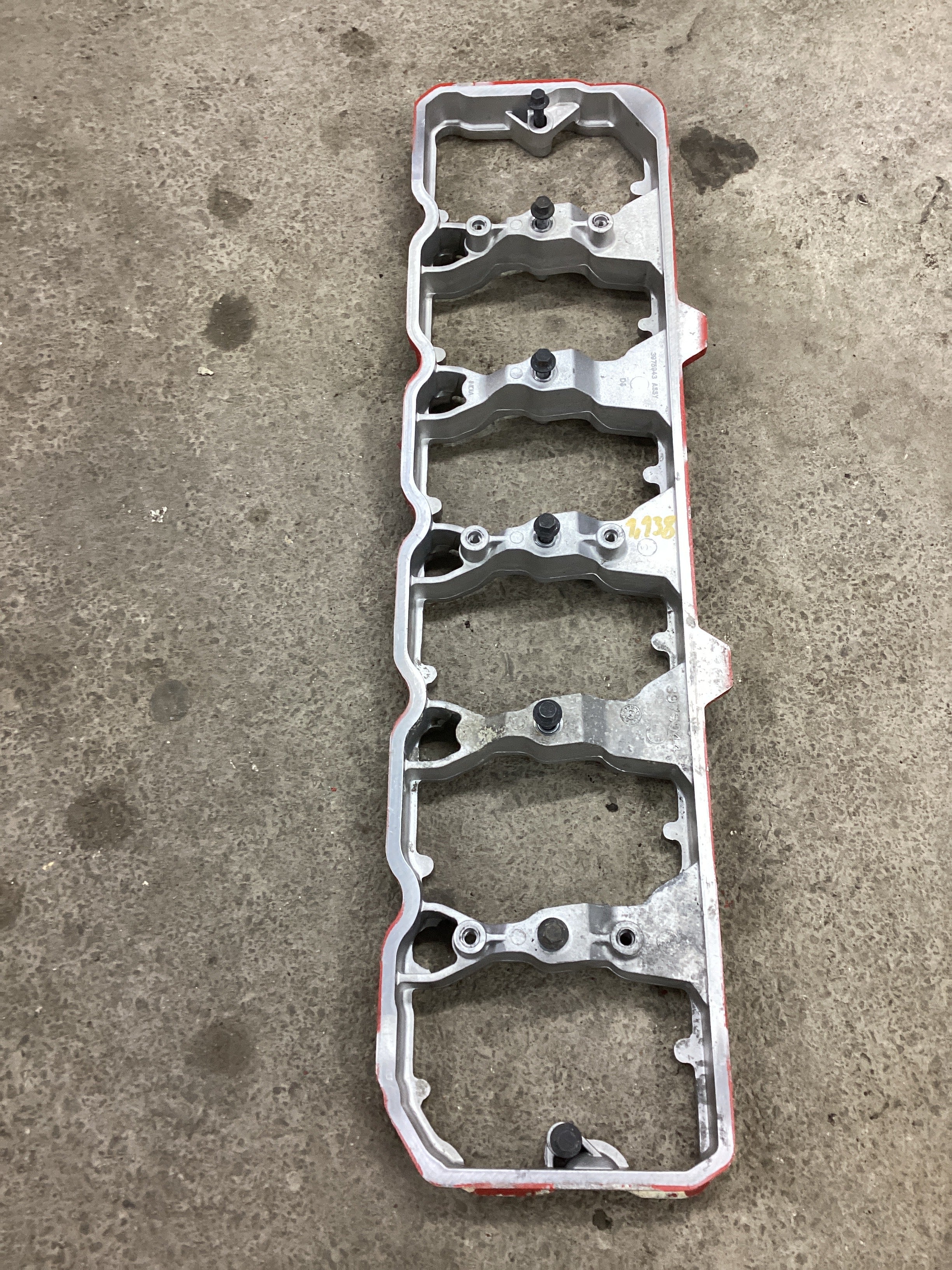 USED | ENGINE ROCKER LEVEL HOUSING CUMMINS ISB 2012 | SKU1,138