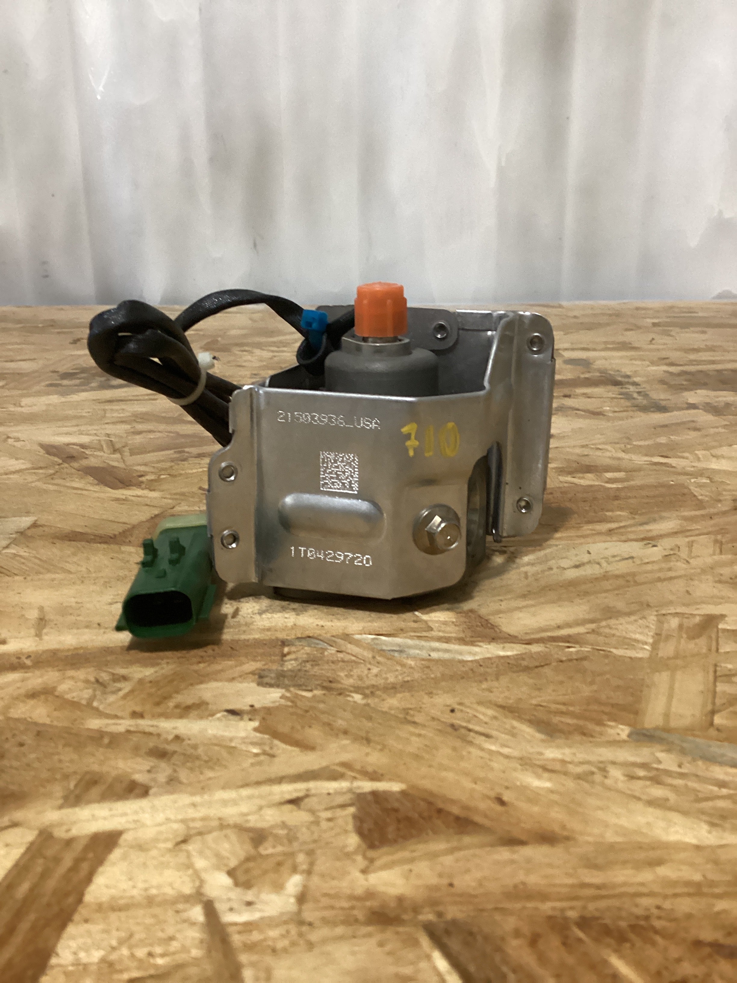 NEW | DPF INJECTOR DOSER VOLVO VNL | SKU710