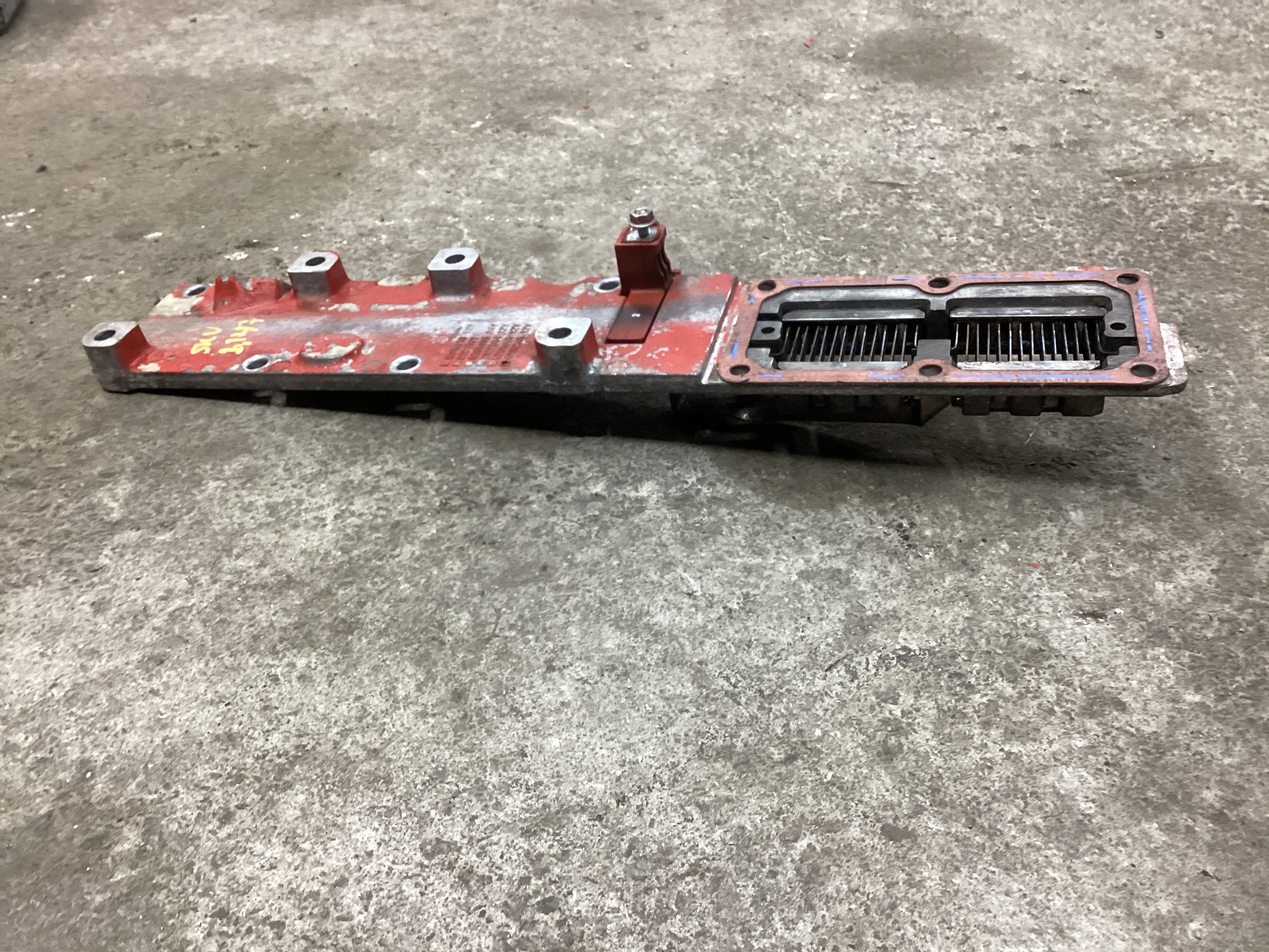 USED | ENGINE INTAKE MANIFOLD GRID HEATER CUMMINS ISB 2012 | SKU1,147