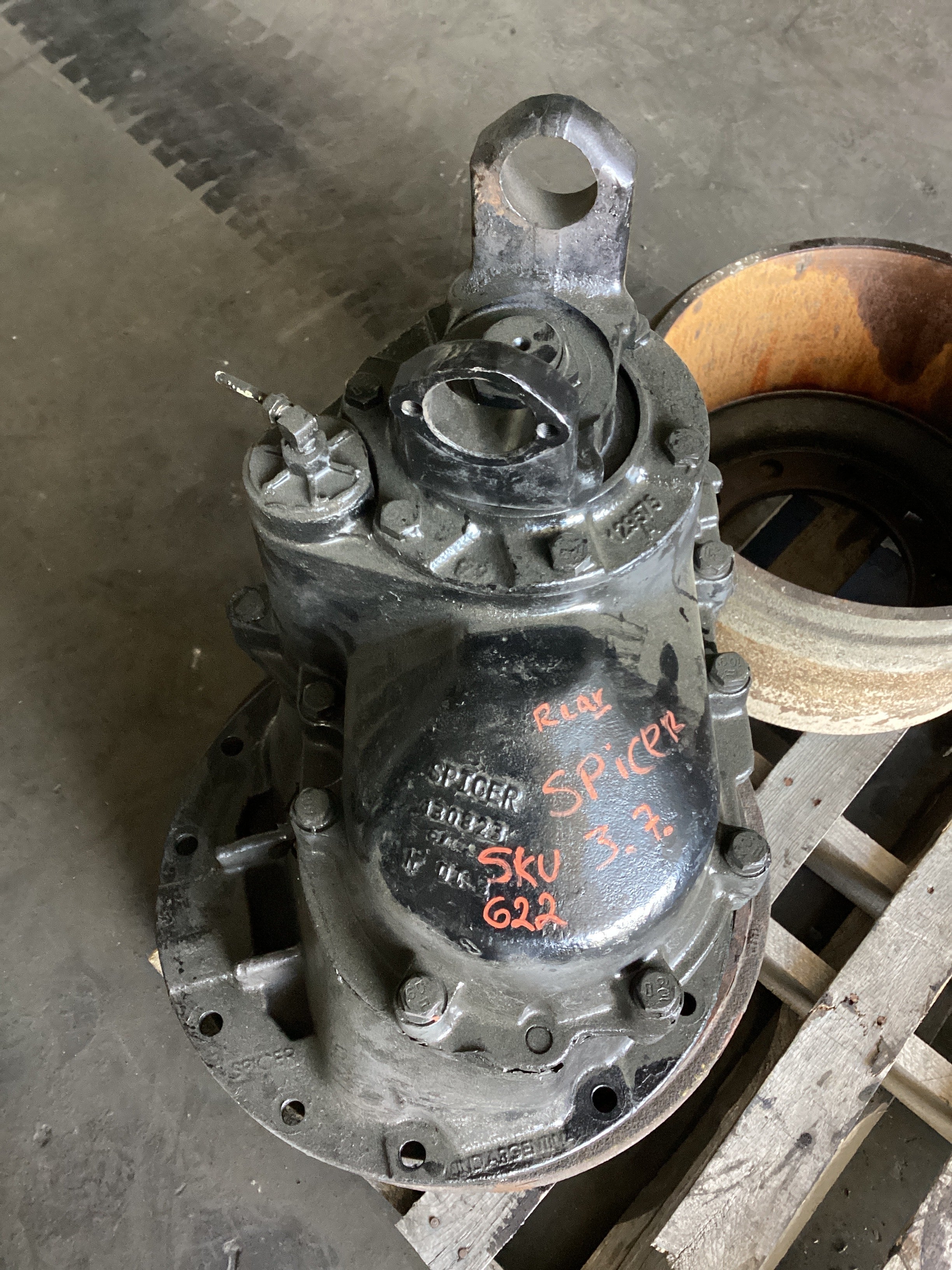 USED | 3.70 EATON/SPICER REAR /FRONT DIFFERENTIAL | SKU622