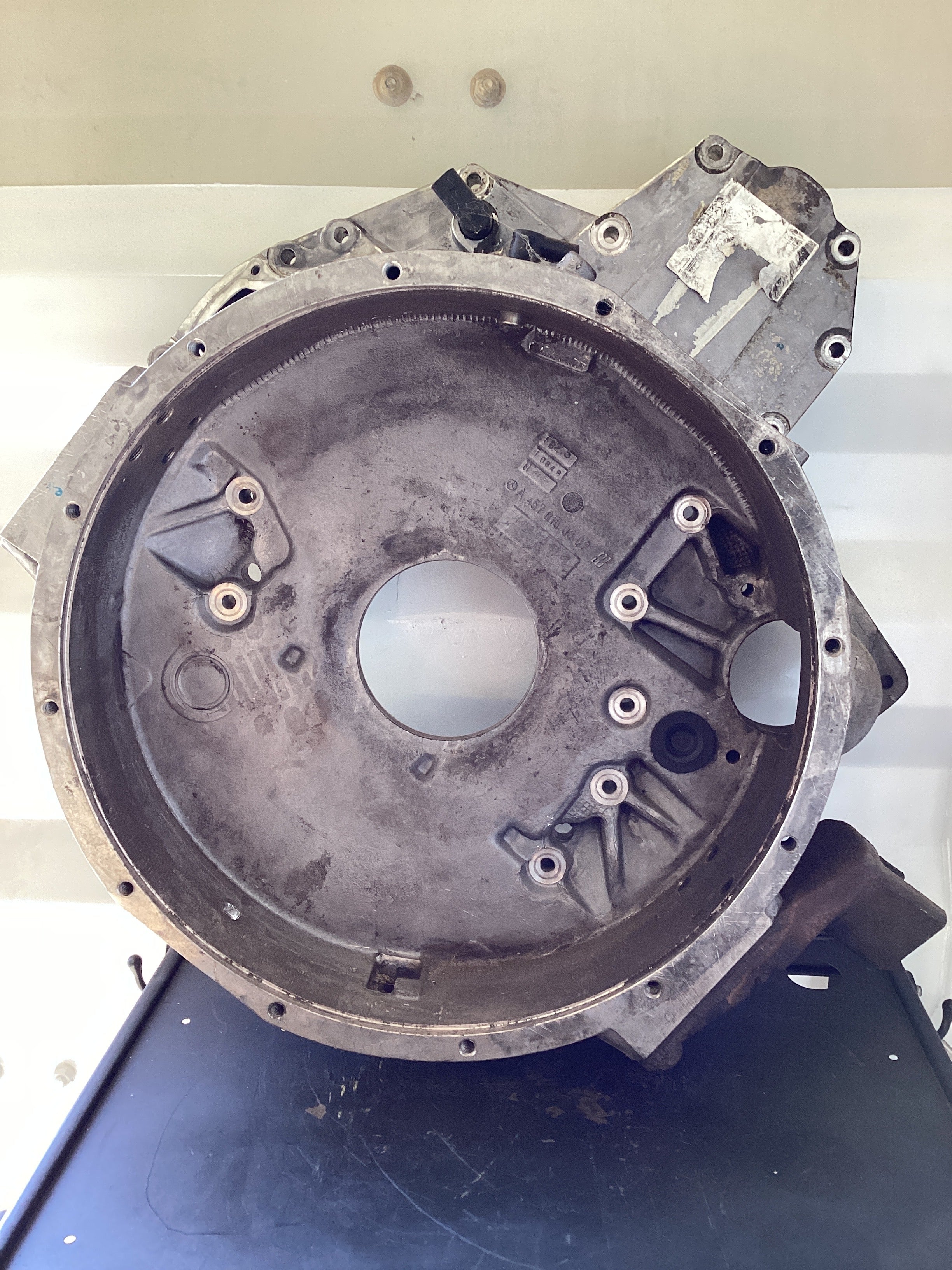 USED | ENGINE FLYWHEEL HOUSING MERCEDES MBE-4000 | SKU80