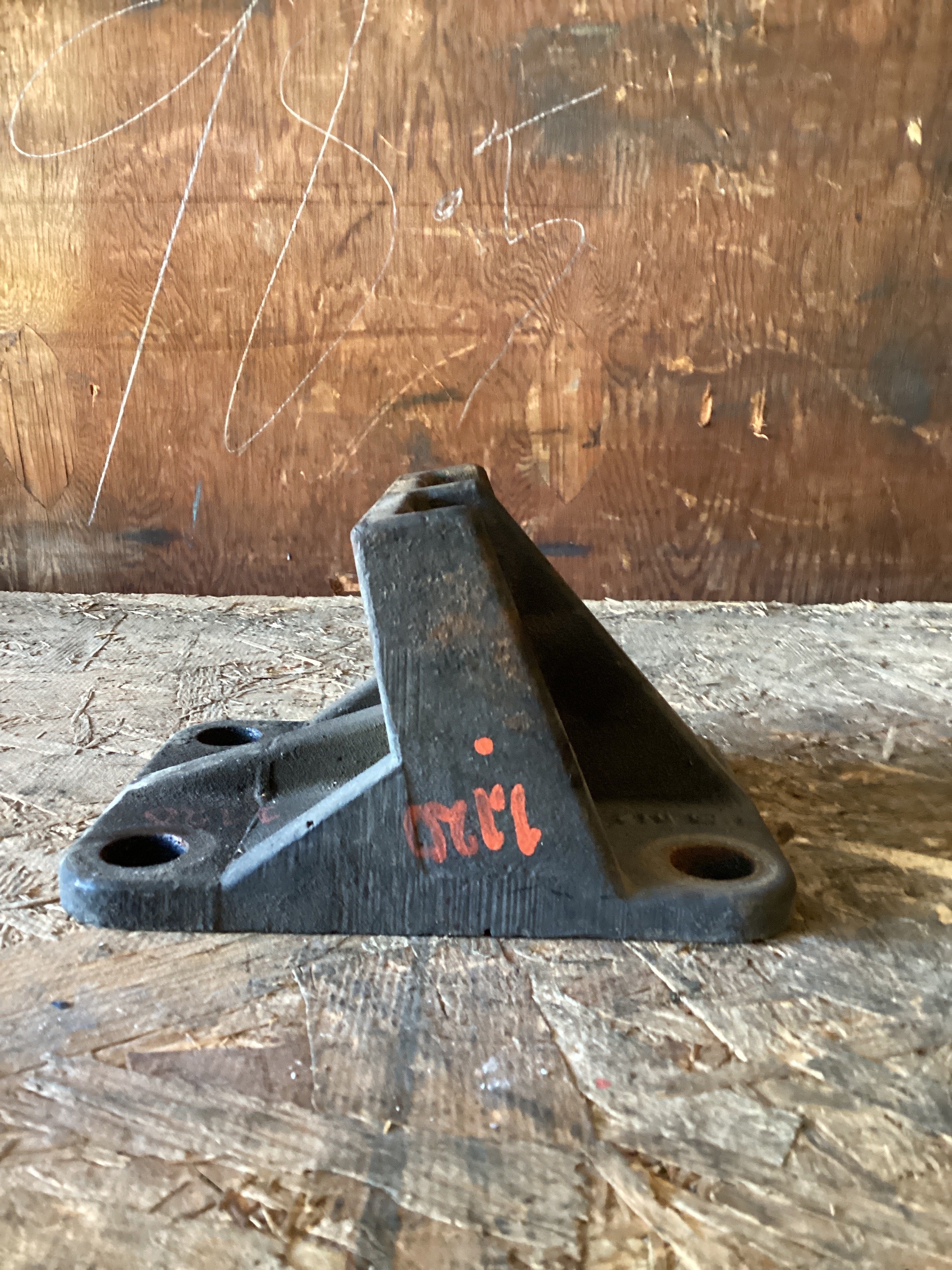 USED | REAR ENGINE MOUNT CUMMINS N14 | SKU1,120