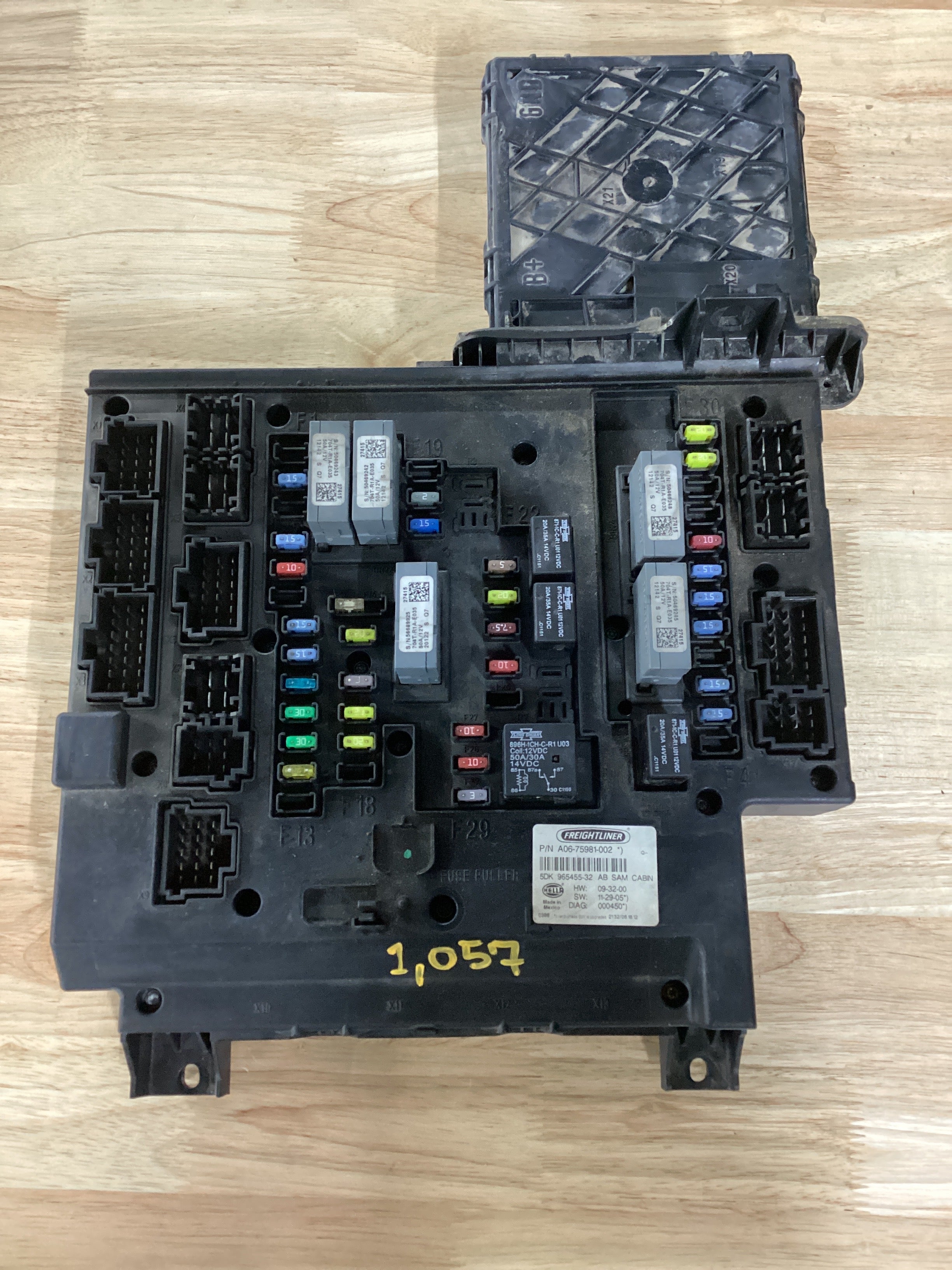 USED | SAM CABING ECU CONTROL MODULE CASCADIA | SKU1,057