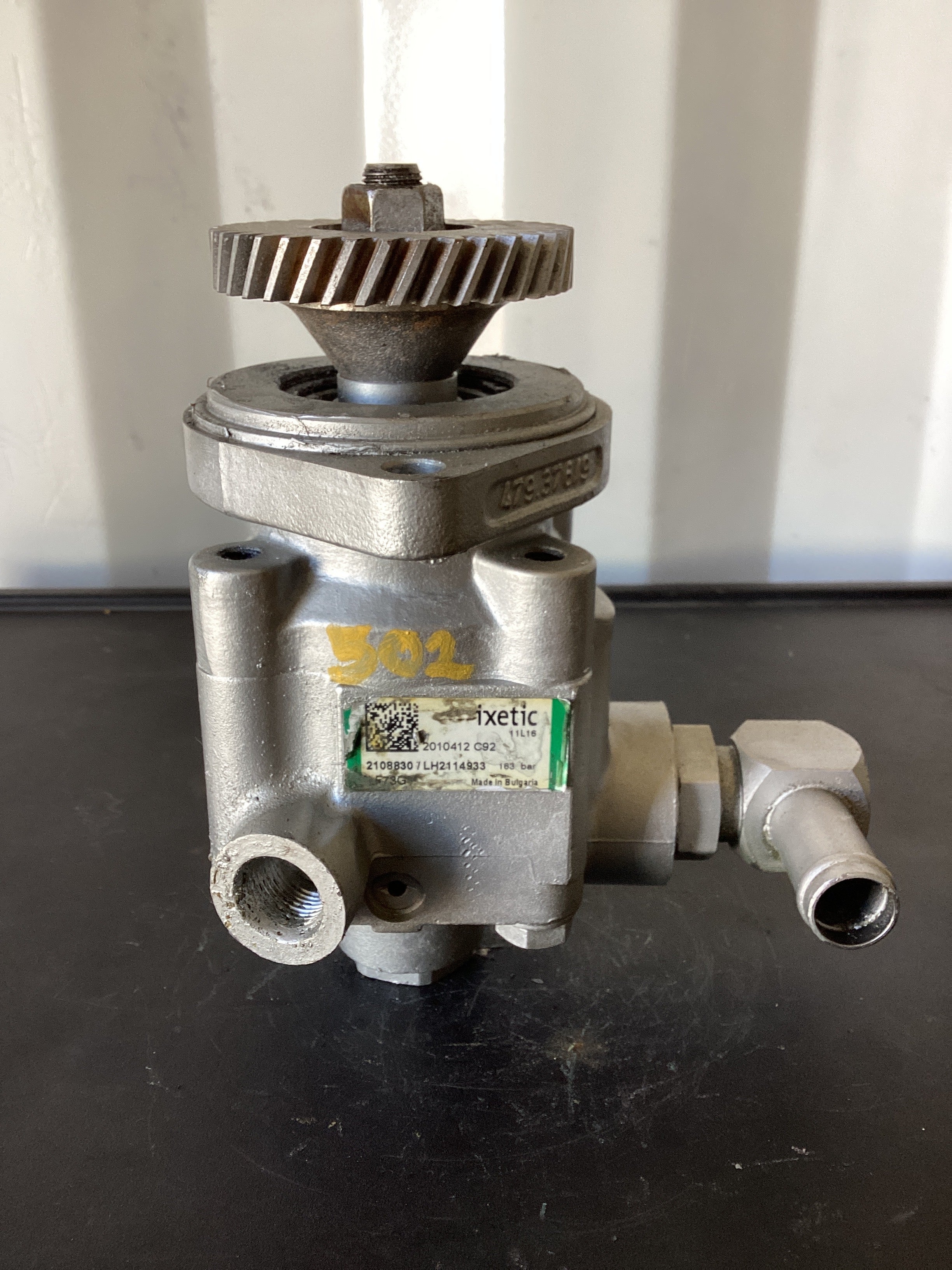 USED | POWER STEERING PUMP INTERNATIONAL | SKU502