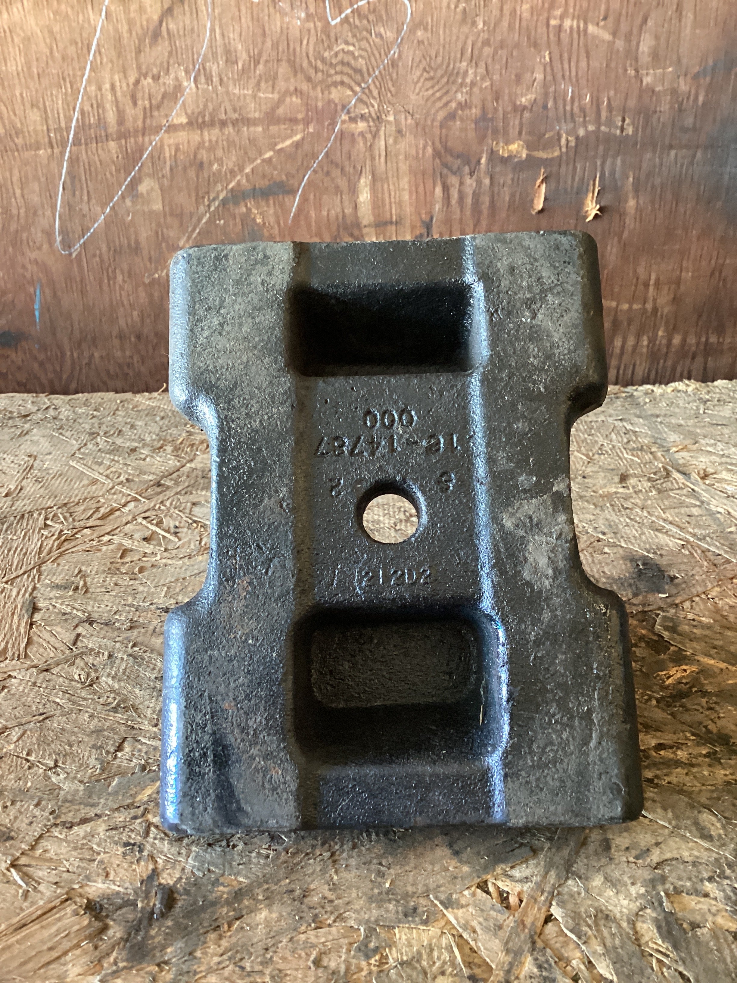 USED | LEAF SPRING U BOLT PAD CASCADIA | SKU999