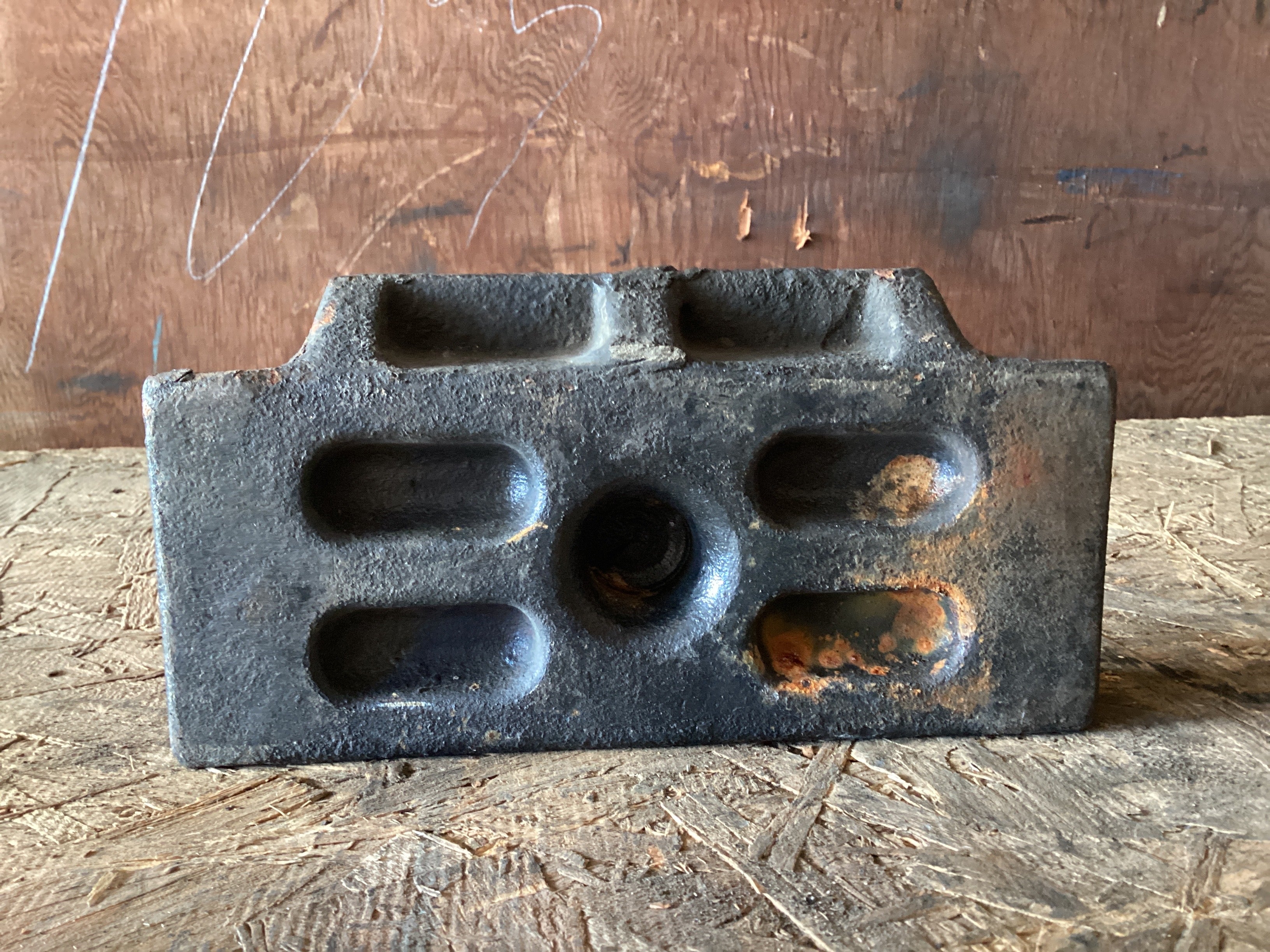 USED | REAR LEAF SPRING U BOLT AXLE PLATE BRACKET INTERNATIONAL | SKU1,002