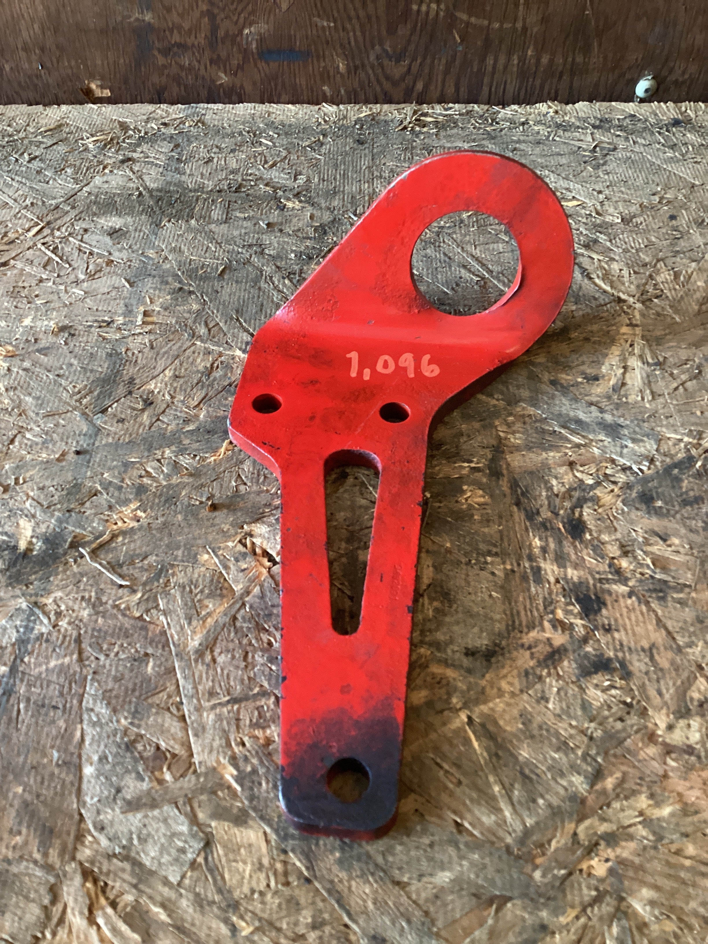 USED | ENGINE LIFTING BRACKET CUMMINS ISX | SKU1,096