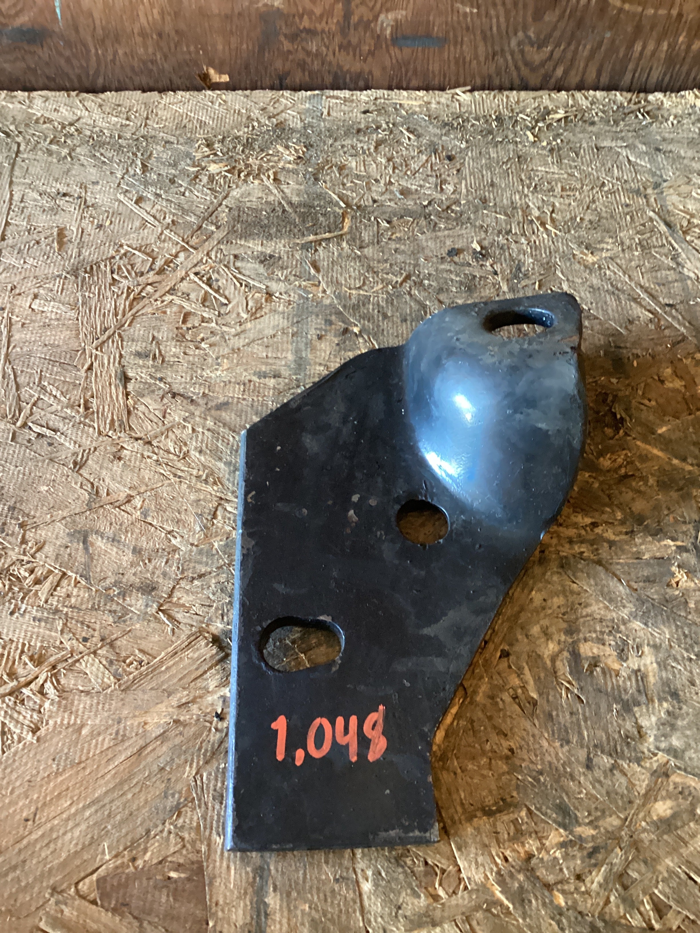 USED | FRONT SUSPENSION SHOCK ABSORBER BRACKET INTERNATIONAL | SKU1,048
