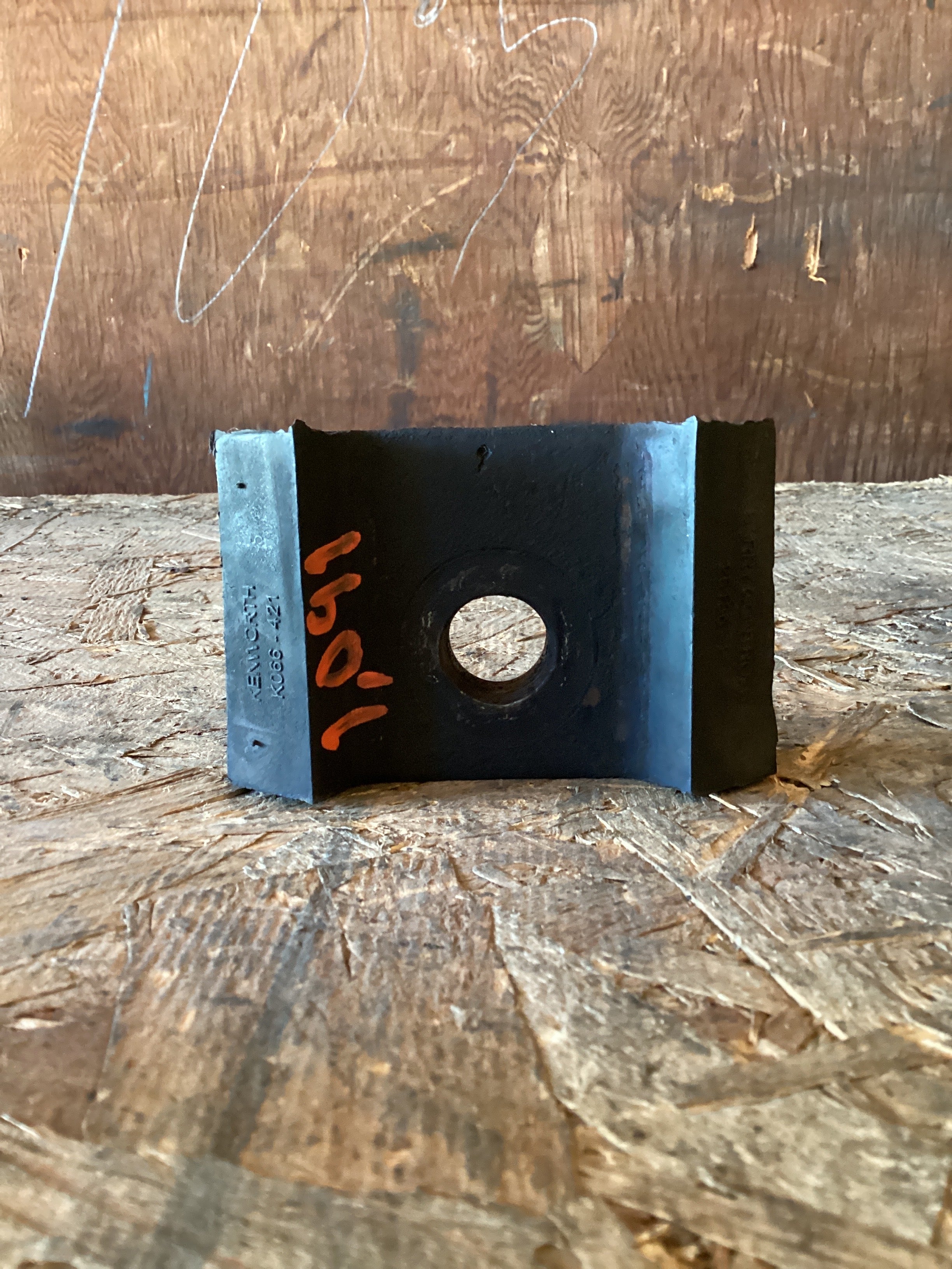 USED | REAR MOTOR MOUNT | SKU1,091