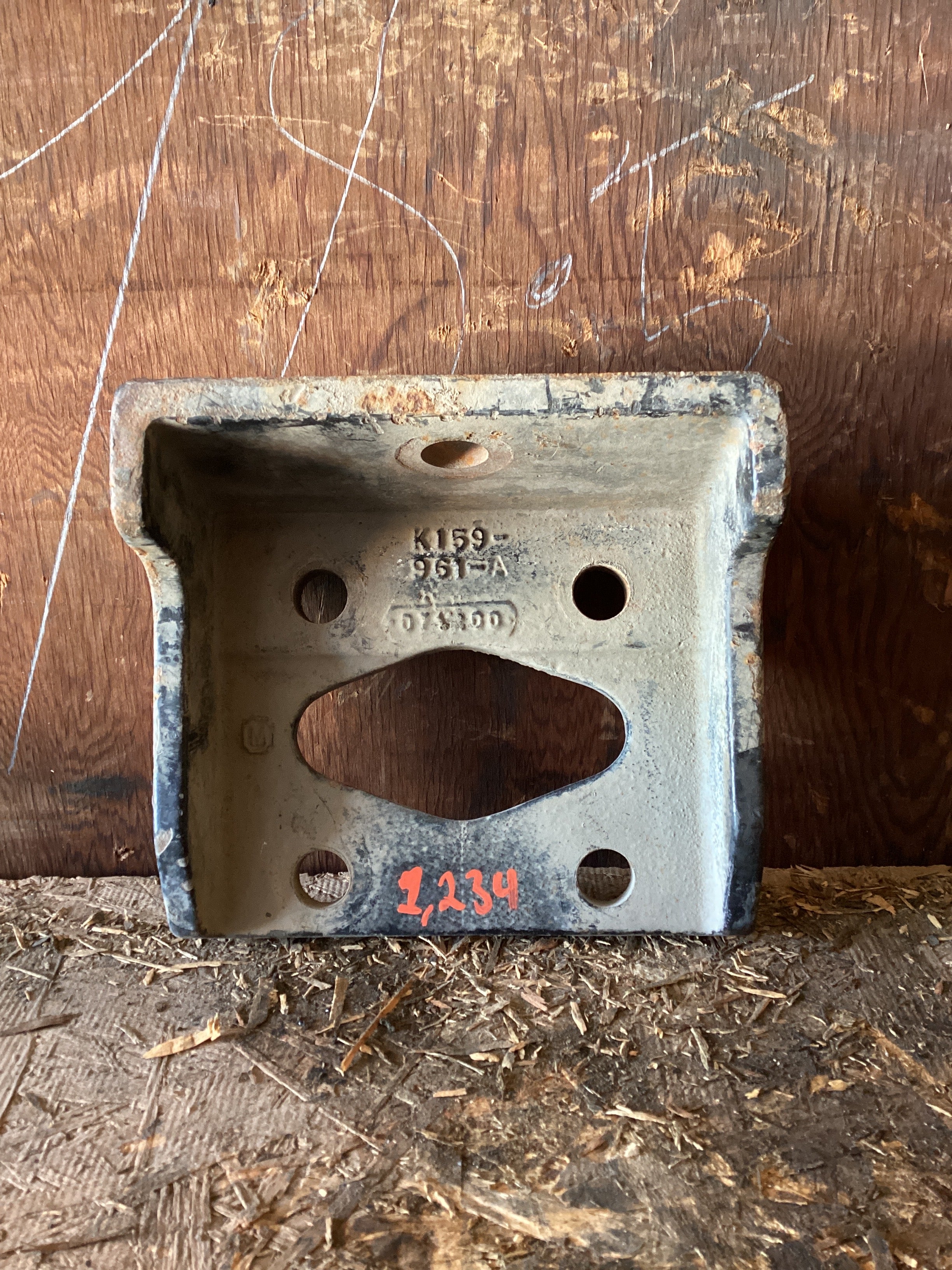 USED | ENGINE MOUNT REAR CAT C15| SKU1,234