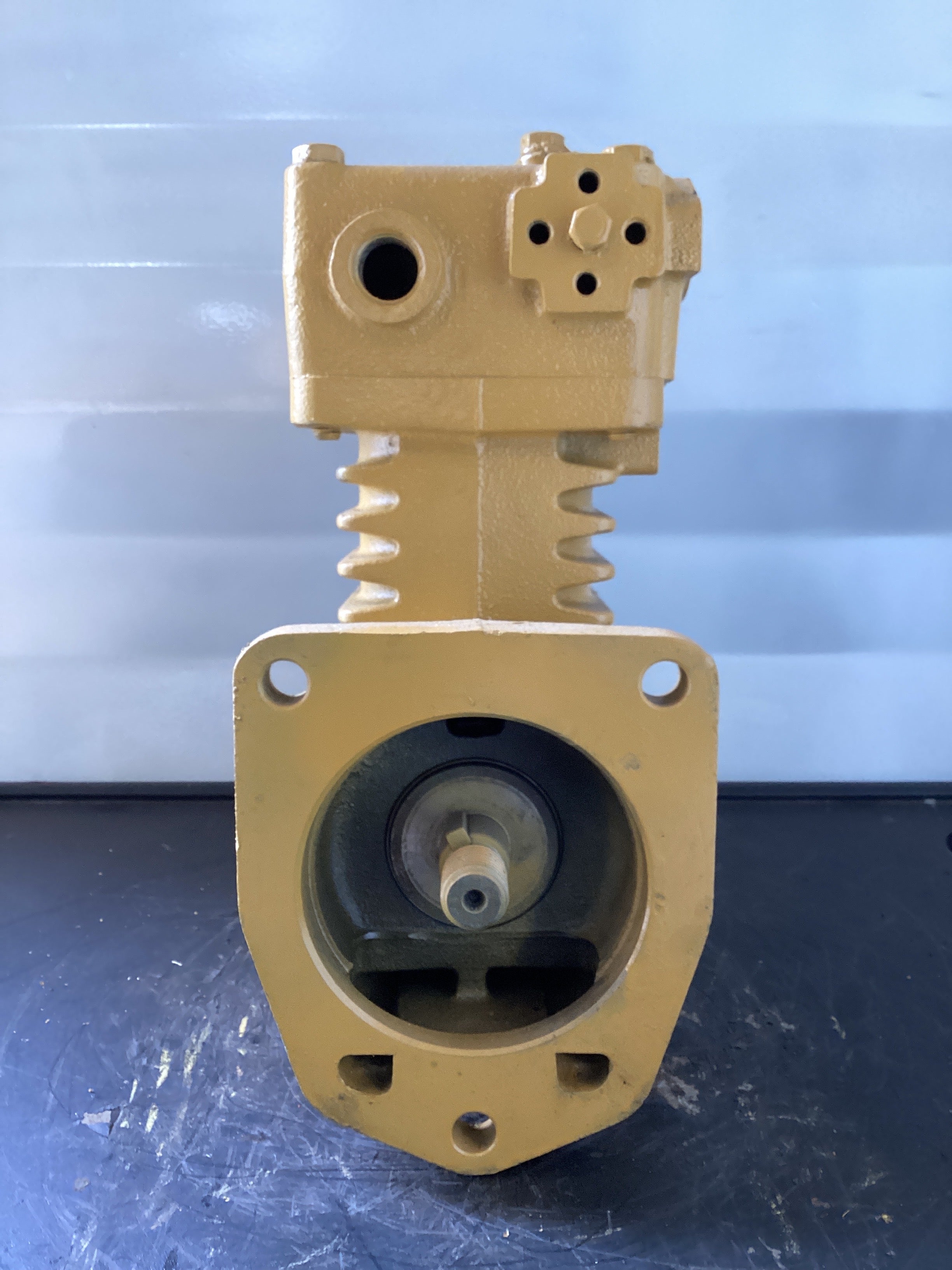 USED | AIR COMPRESSOR CATERILAR | SKU450