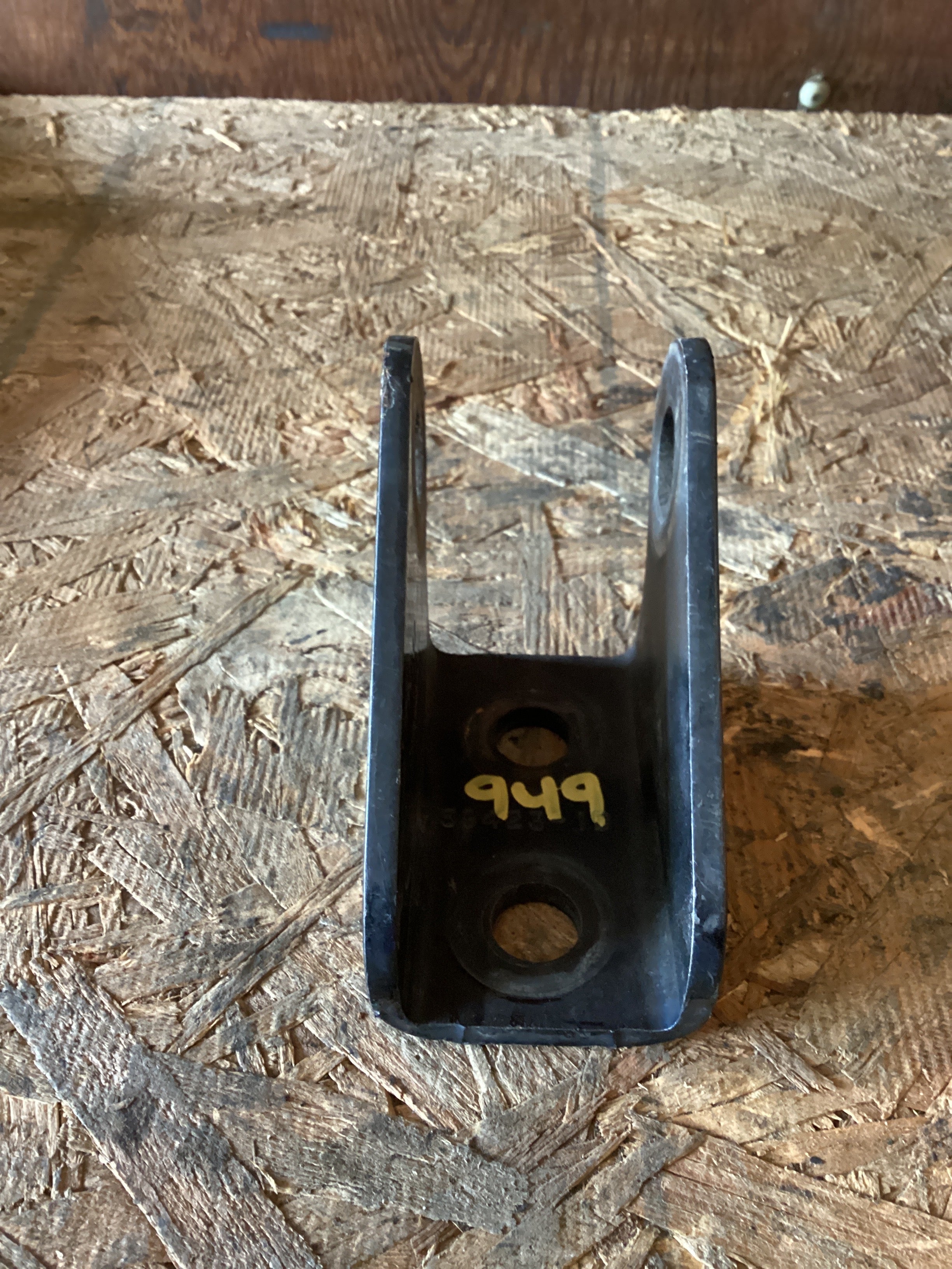 USED | REAR SHOCK UPPER BRACKET | SKU949