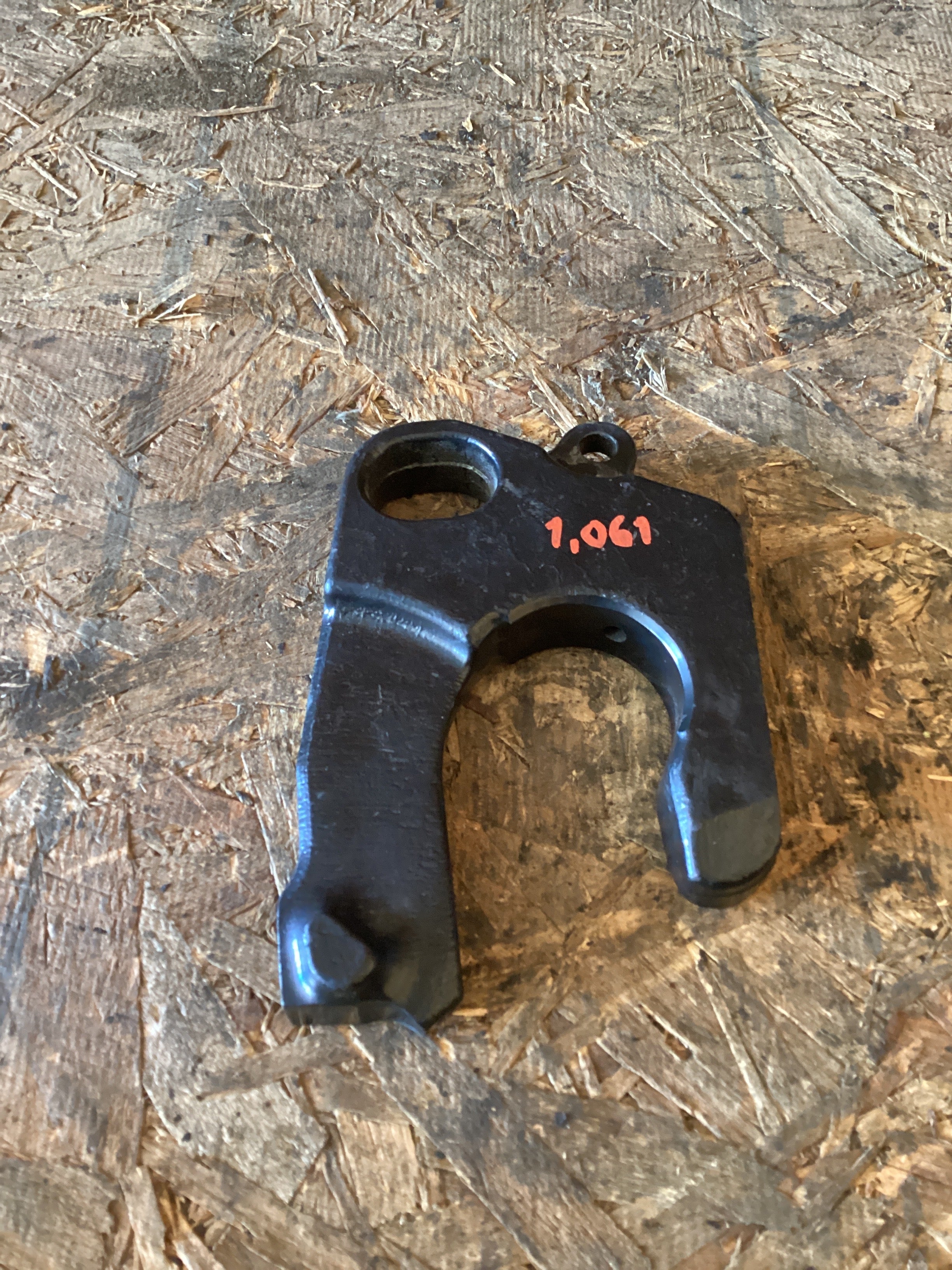 USED | 5TH WHEEL JOSH BRACKET | SKU1,061