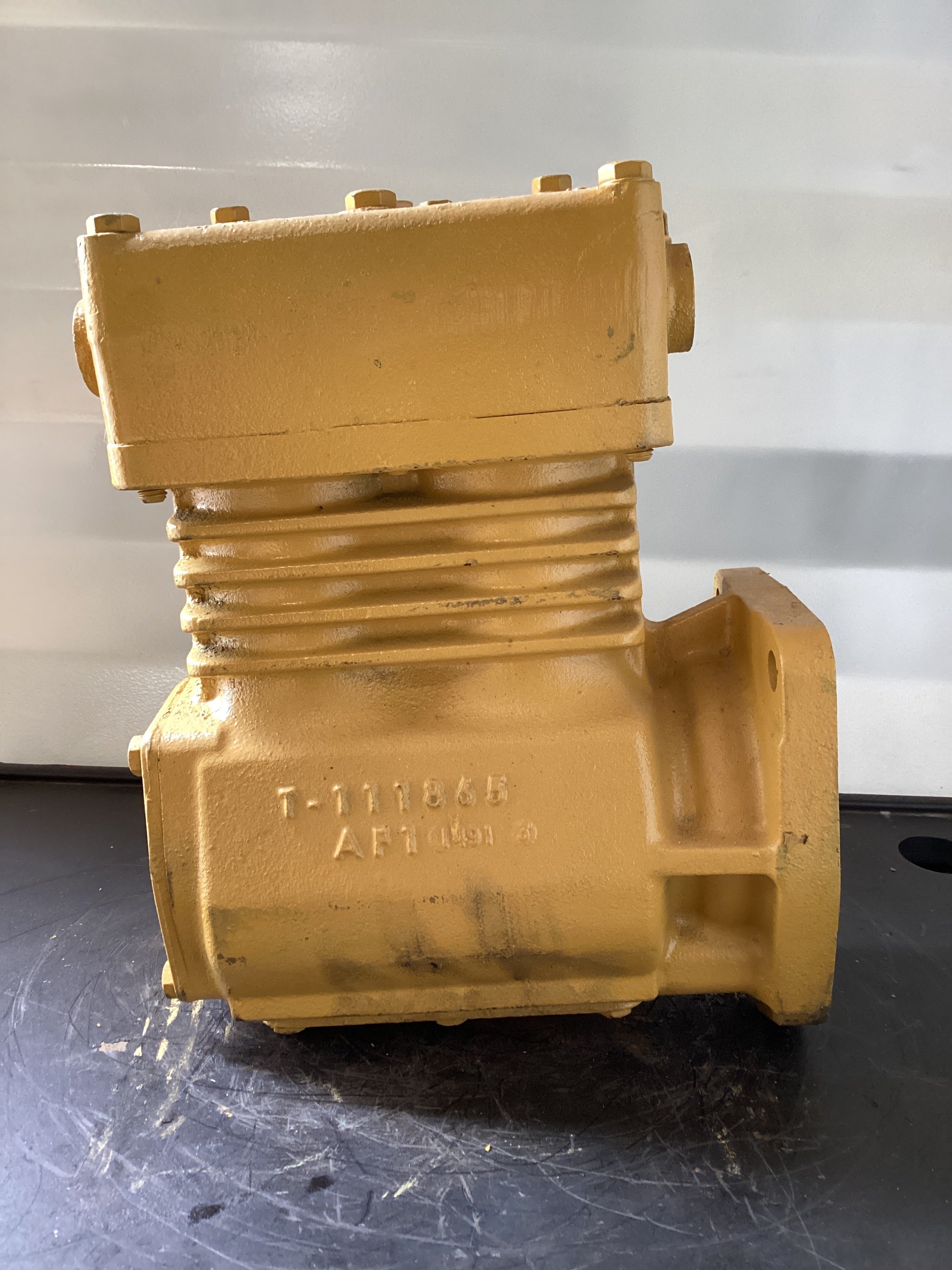 USED | AIR COMPRESSOR CATERILAR | SKU452