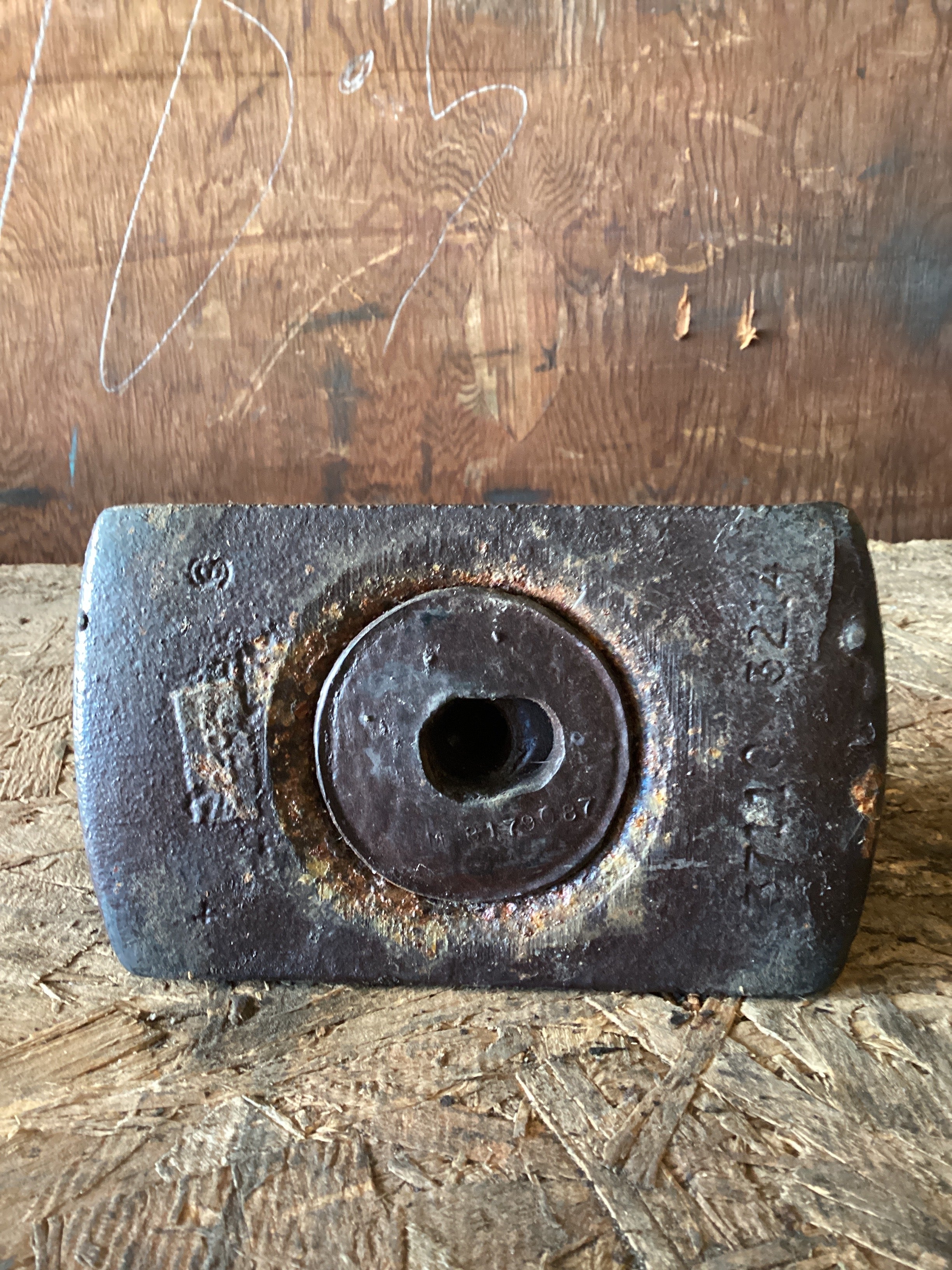 USED | FRONT SUSPENSION LEAF SPRING U BOLT PAD BRACKET INTERNATIONAL | SKU1,012