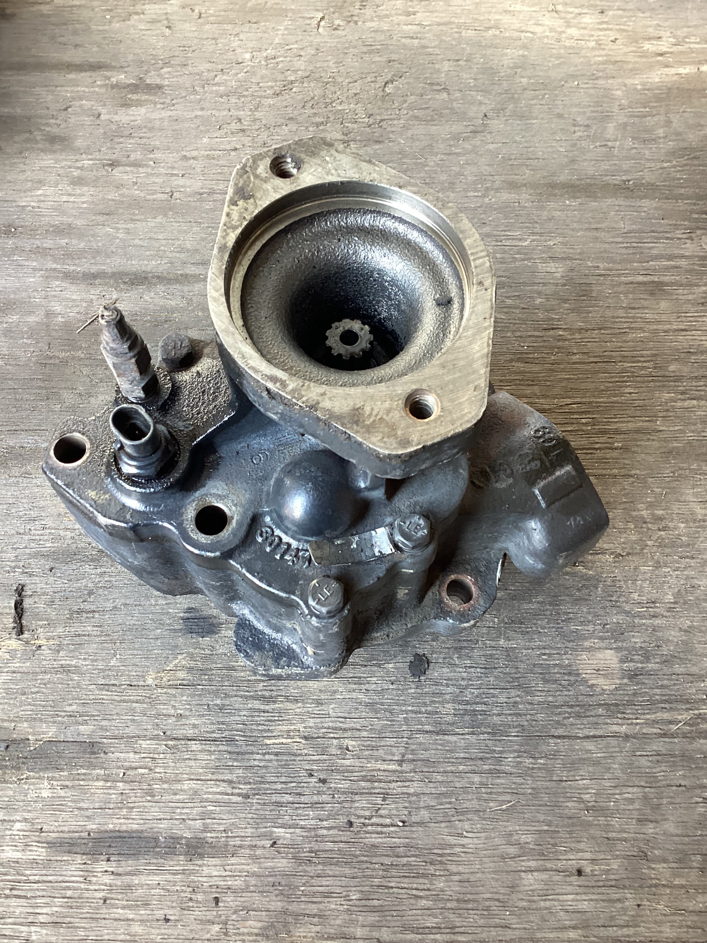 USED | ENGINE OIL PUMP ASSEMBLY CUMMINS N14 SELECT | SKU1,275