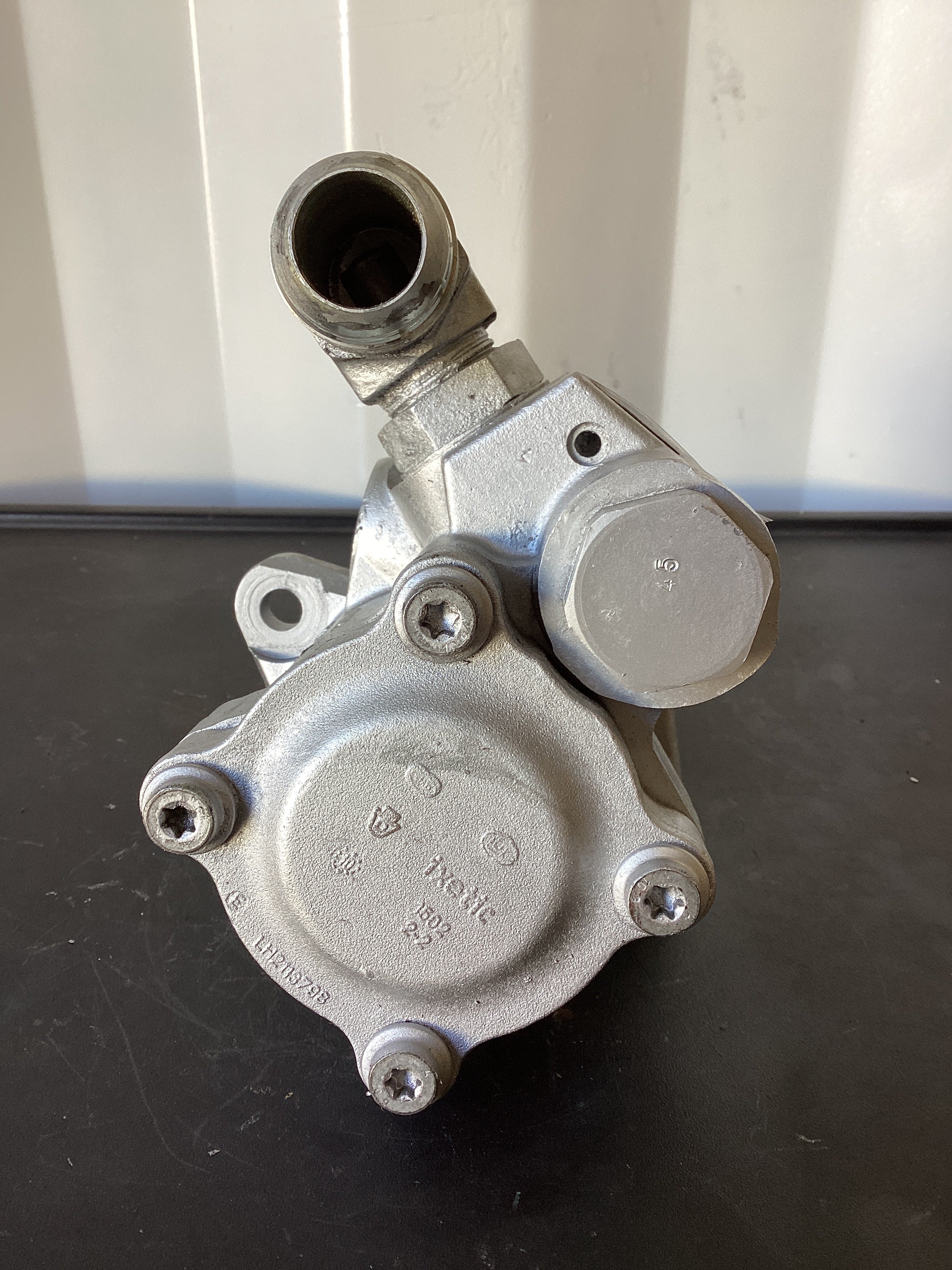 USED | POWER STEERING PUMP INTERNATIONAL | SKU486