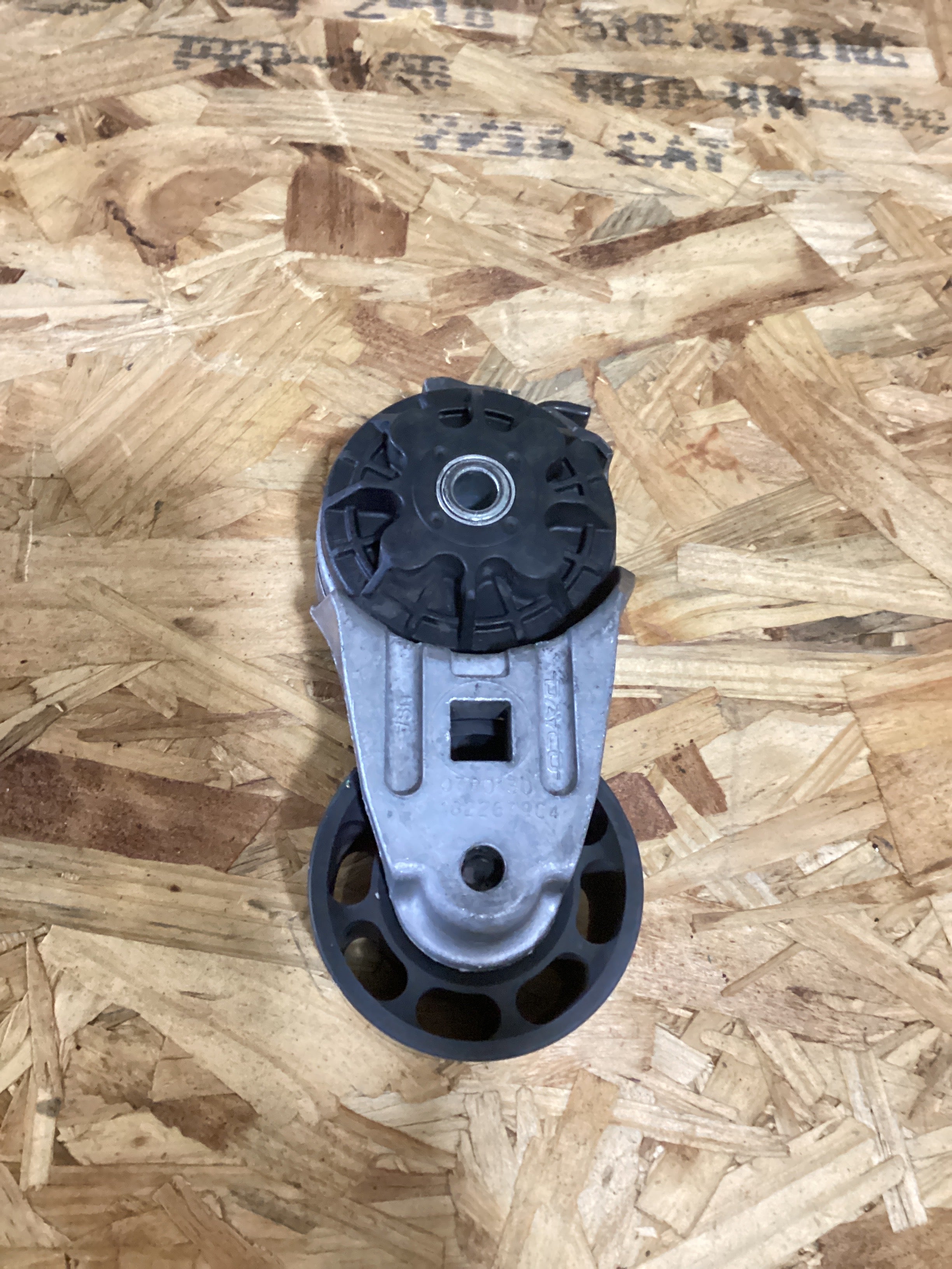 USED | BELT TENSIONER INTERNATIONAL 7.3 T444E | SKU679