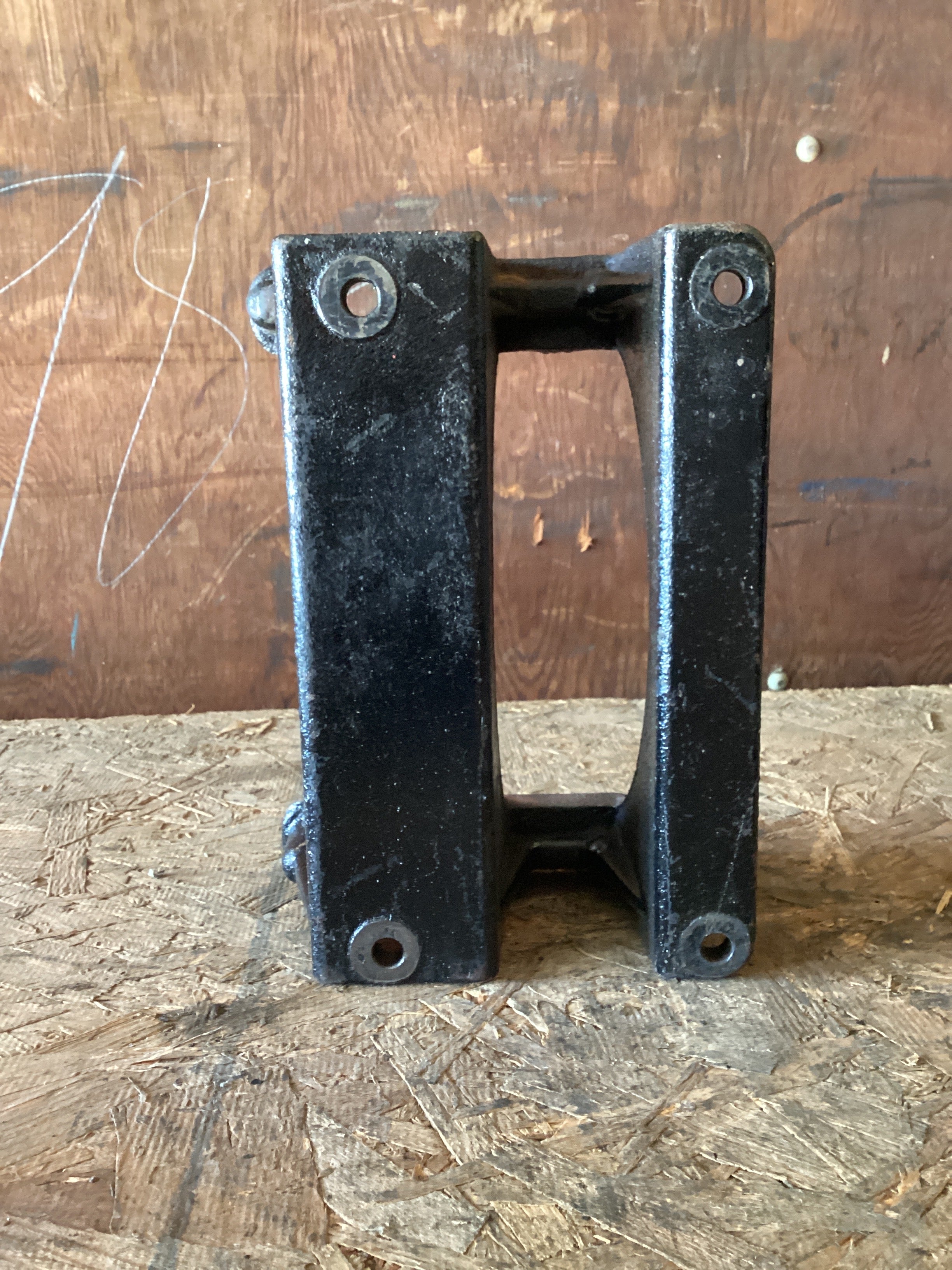 USED | EGR COOLER BRACKET DETROIT 14 L | SKU989