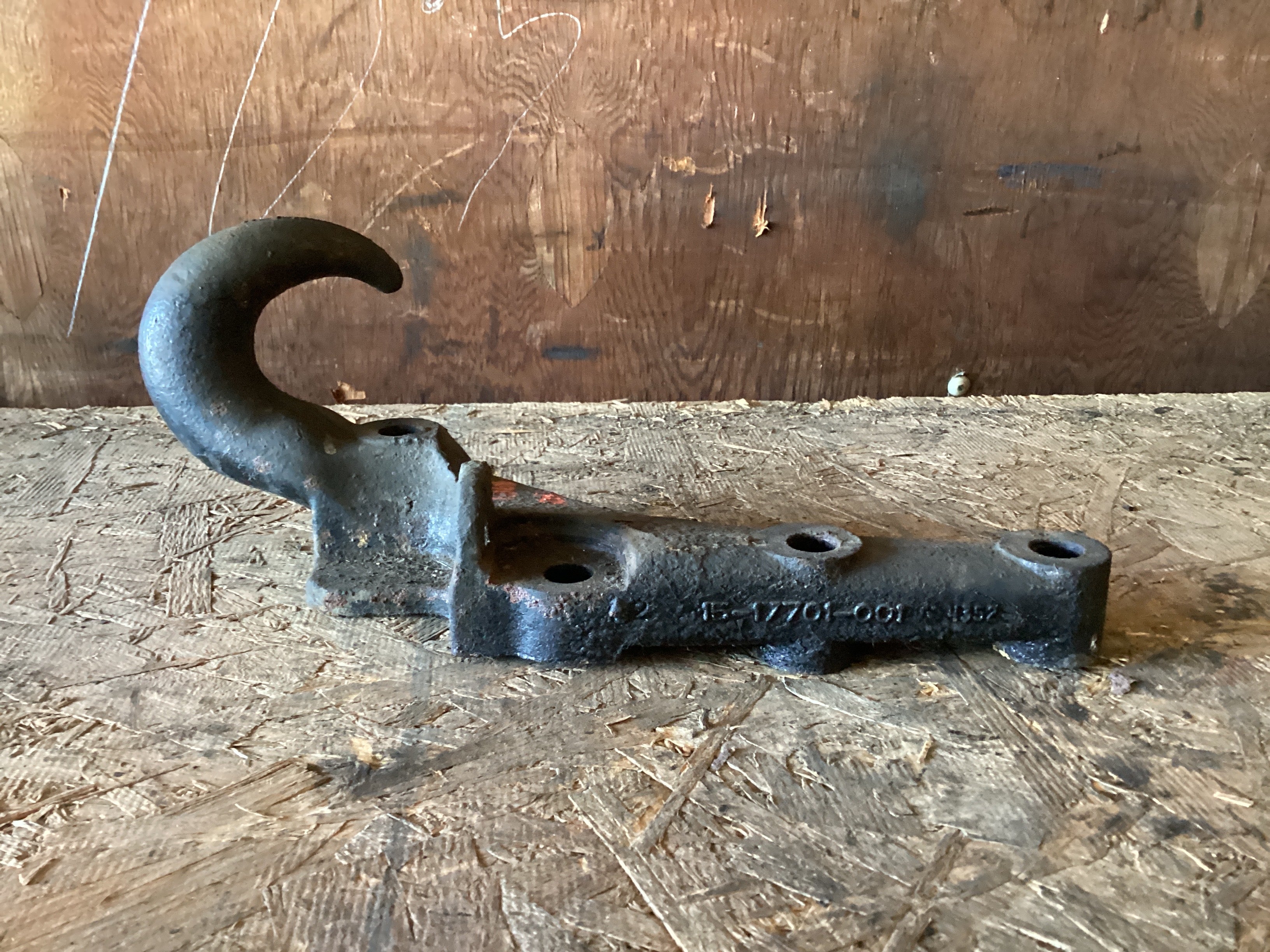 USED | FRONT TOW HOOK BRACKET RHS FREIGHTLINER | SKU1,068