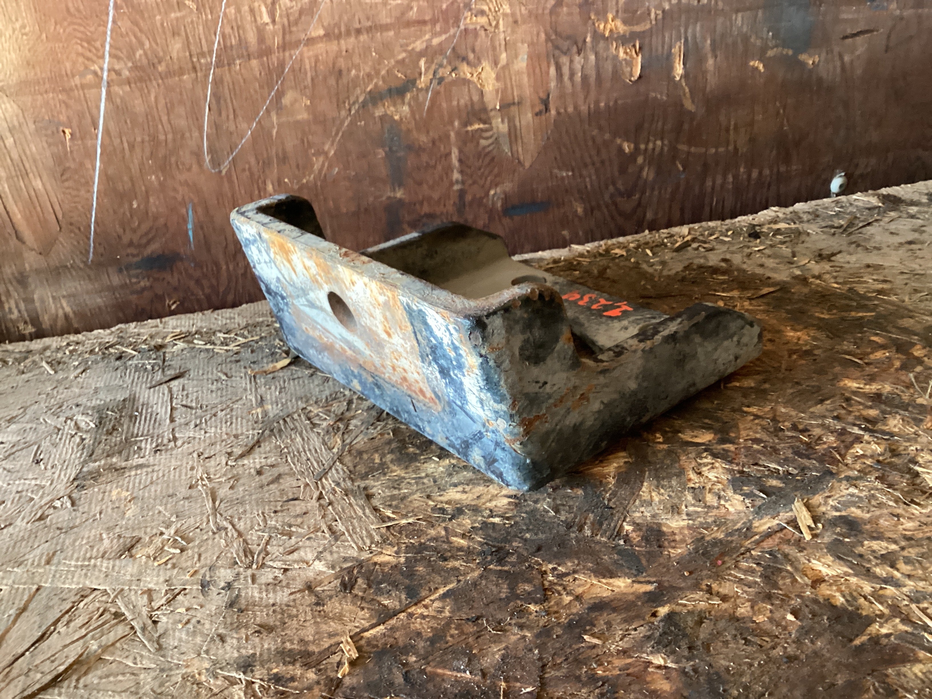 USED | ENGINE MOUNT REAR CAT C15| SKU1,234