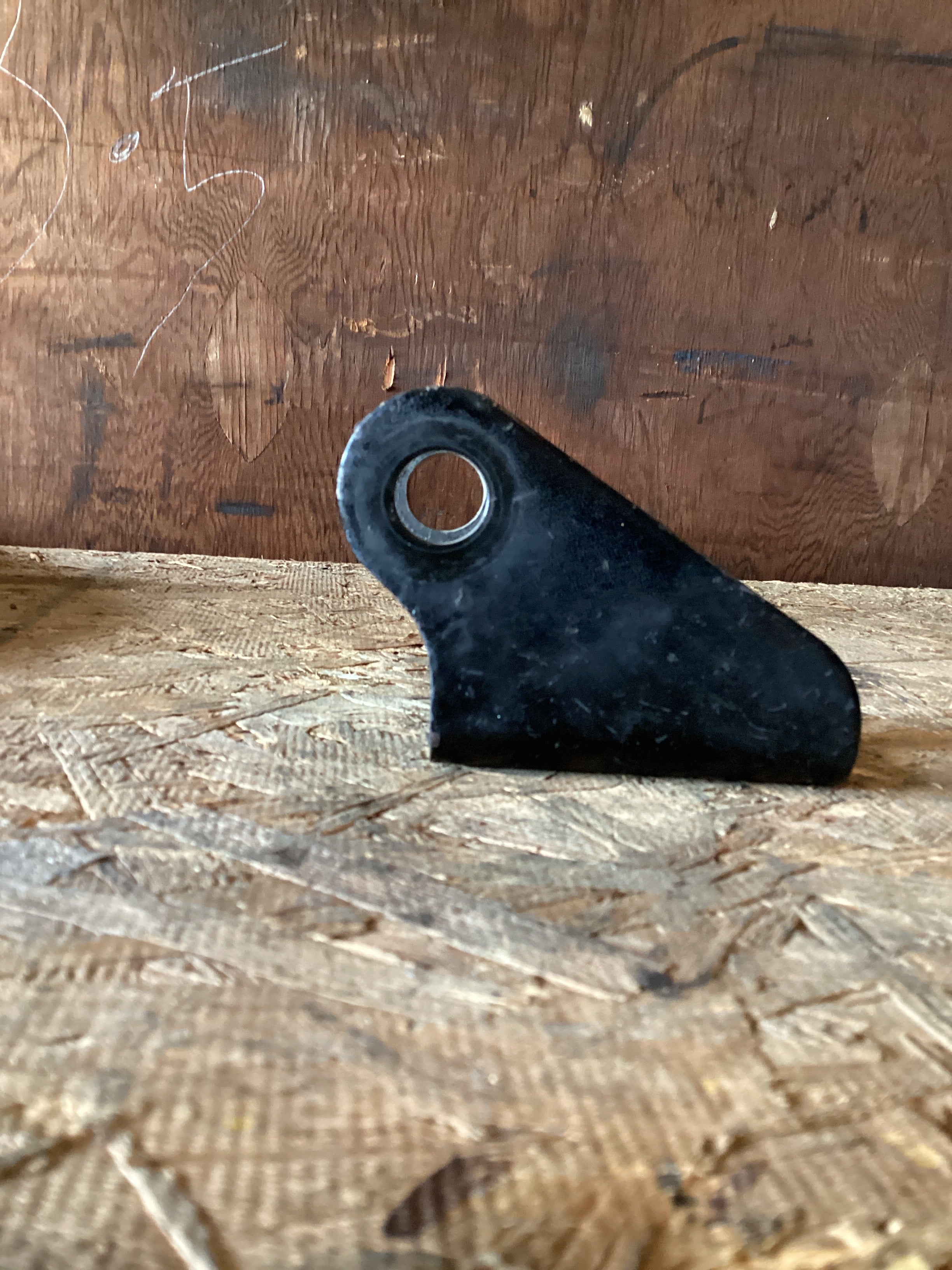 USED | REAR SHOCK UPPER BRACKET | SKU949