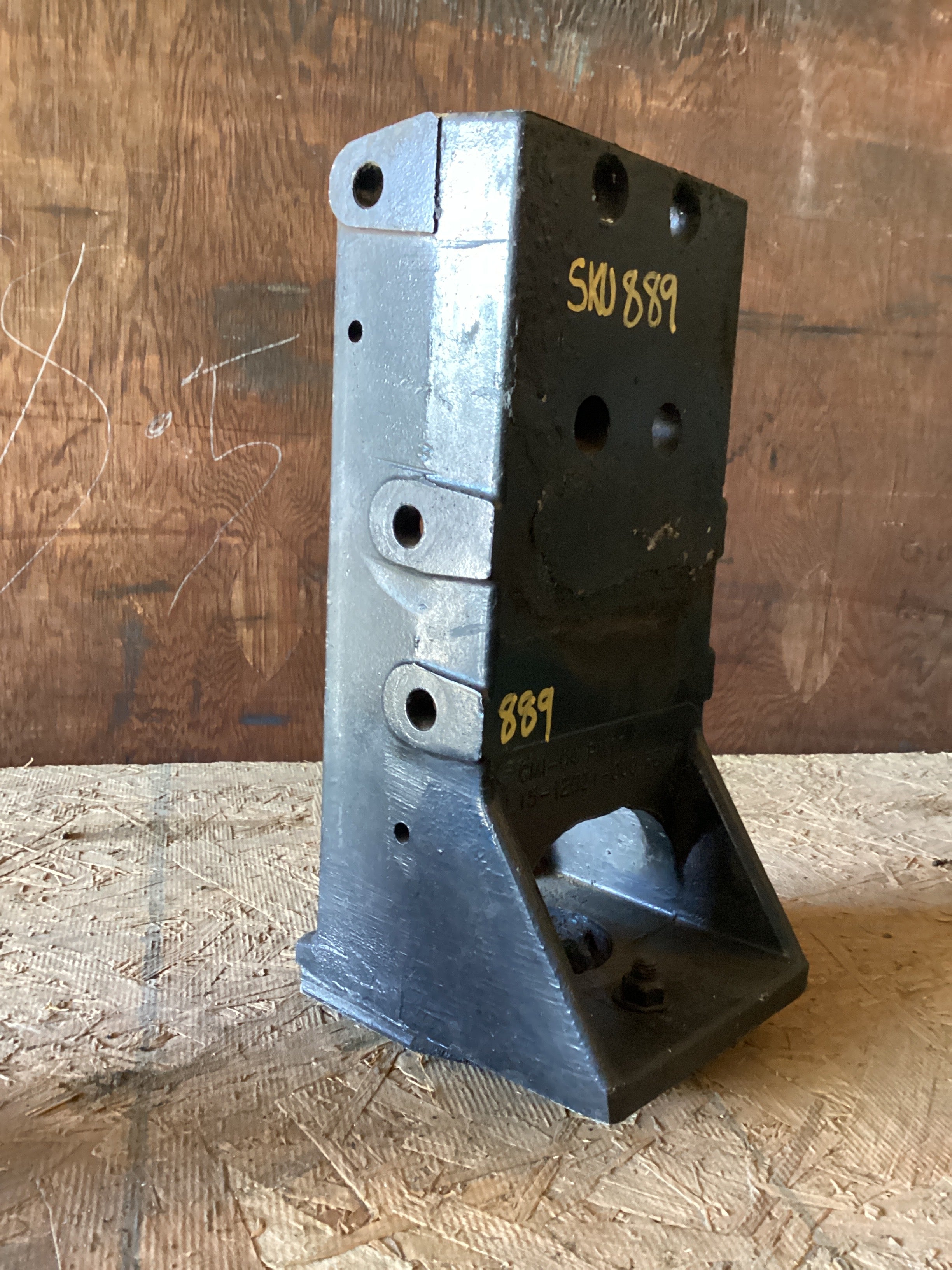 USED | FRONT CAB MOUNT FREIGHTLINER | SKU889