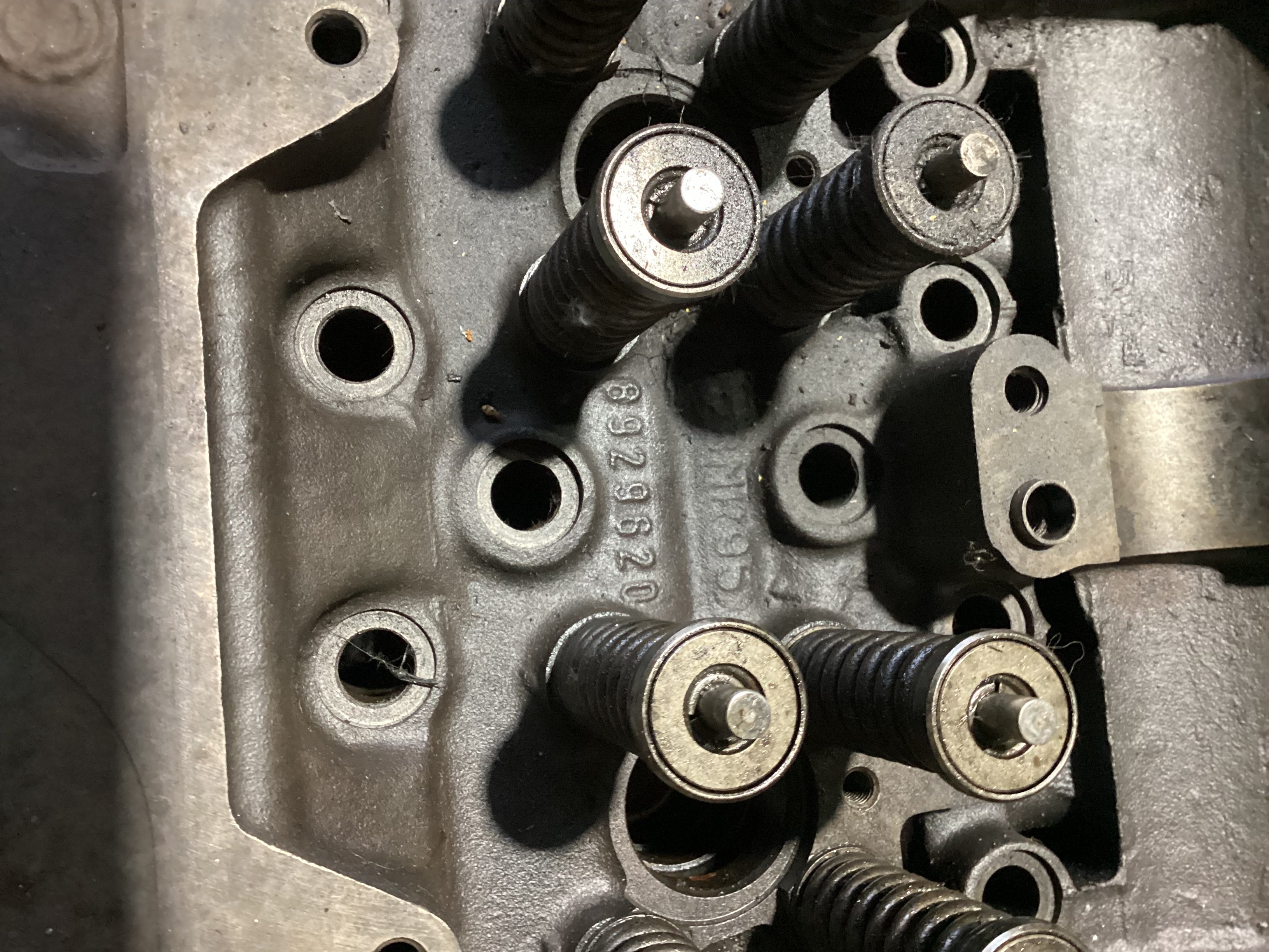 USED | ENGINE CYLINDER HEAD DETROIT 12.7 LITERS NEEDS TO BE REBUILT BEFORE INSTALL IT | SKU1,229