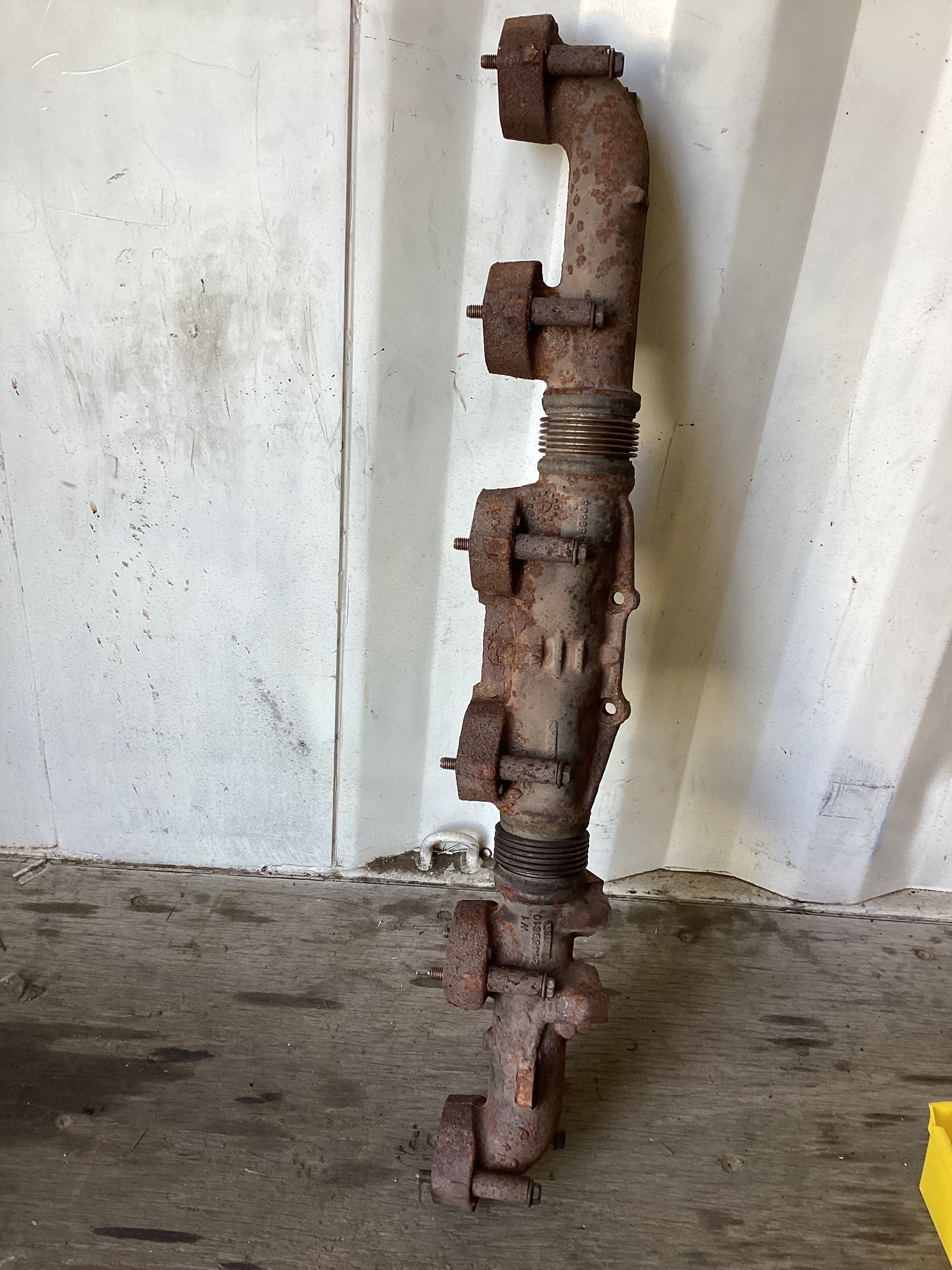 USED | ENGINE EXHAUST MANIFOLD ASSEMBLY VOLVO 2019 D13 | SKU1,247