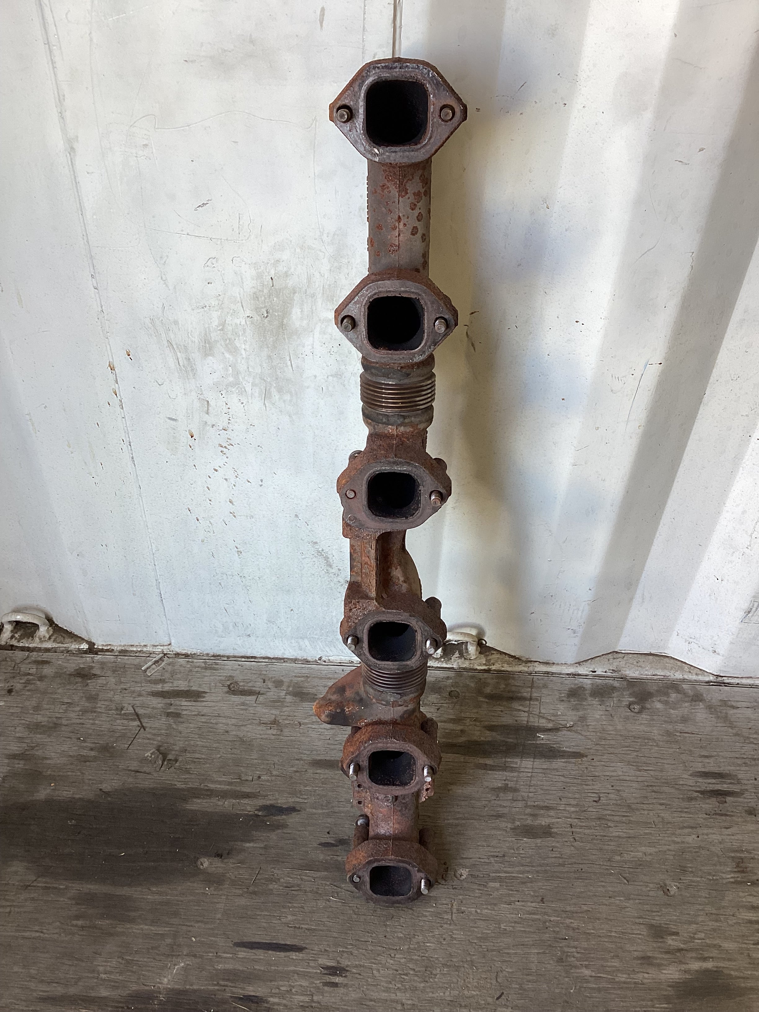 USED | ENGINE EXHAUST MANIFOLD ASSEMBLY VOLVO 2019 D13 | SKU1,247