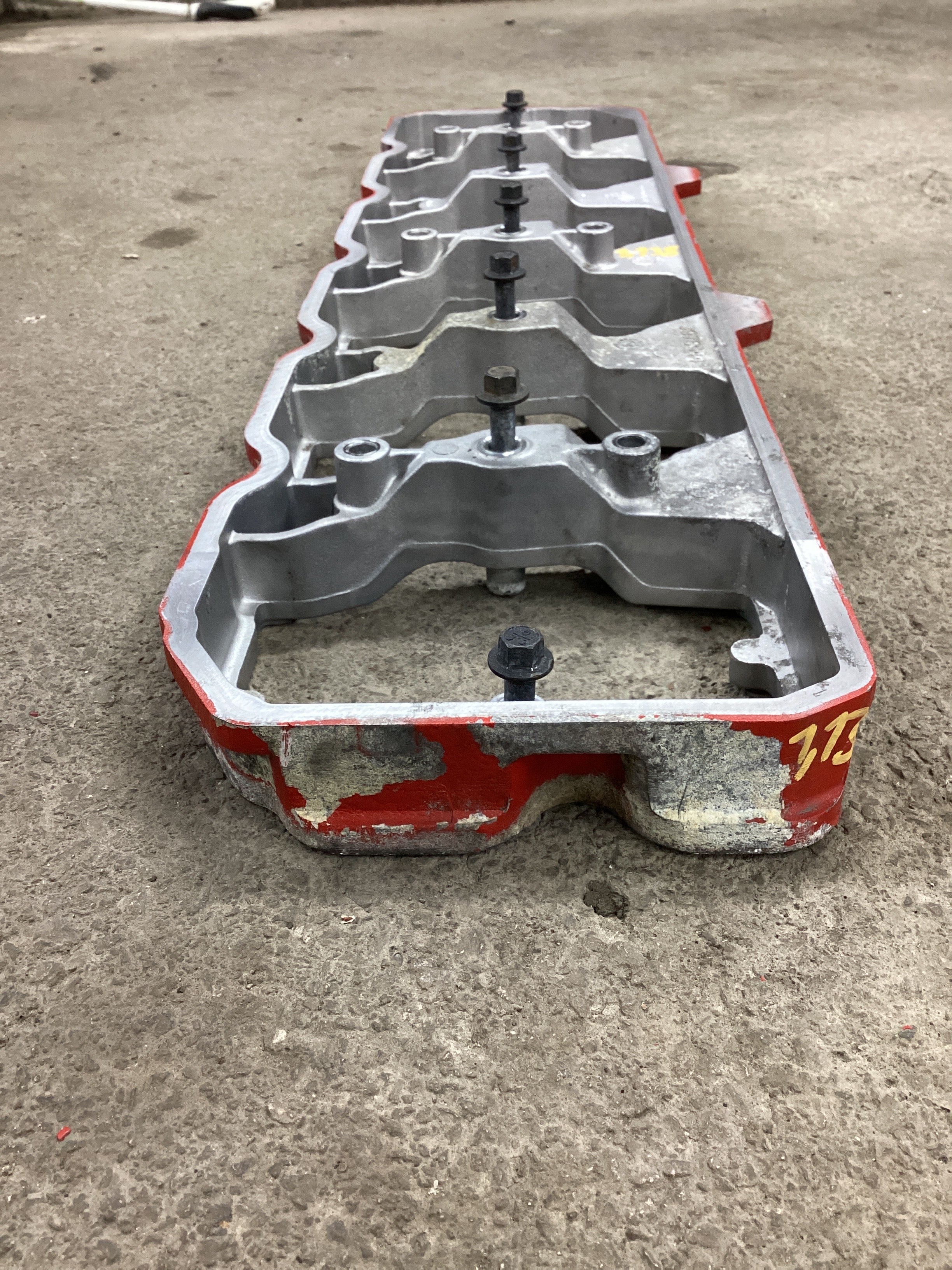 USED | ENGINE ROCKER LEVEL HOUSING CUMMINS ISB 2012 | SKU1,138