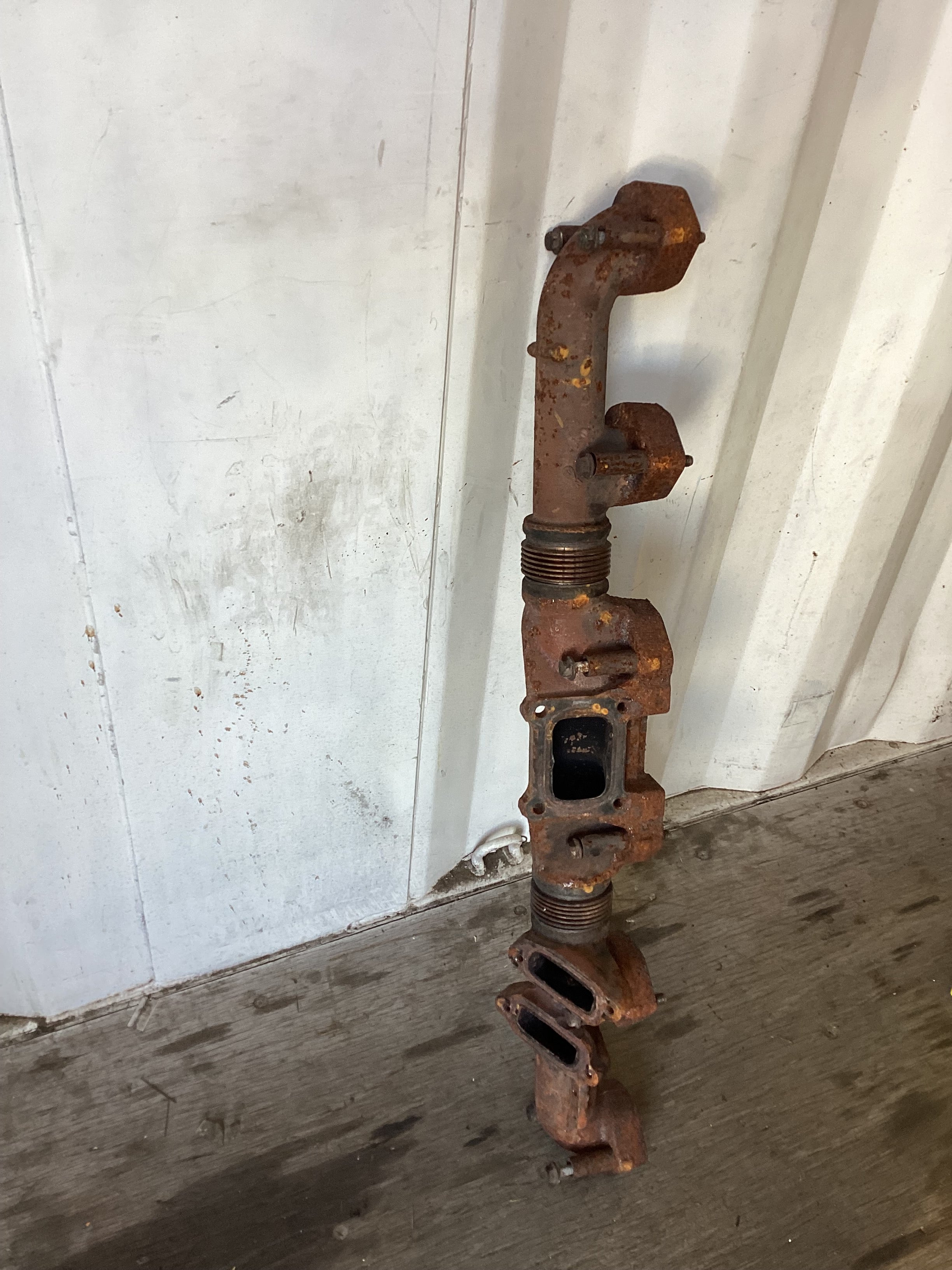 USED | ENGINE EXHAUST MANIFOLD ASSEMBLY VOLVO 2019 D13 | SKU1,247