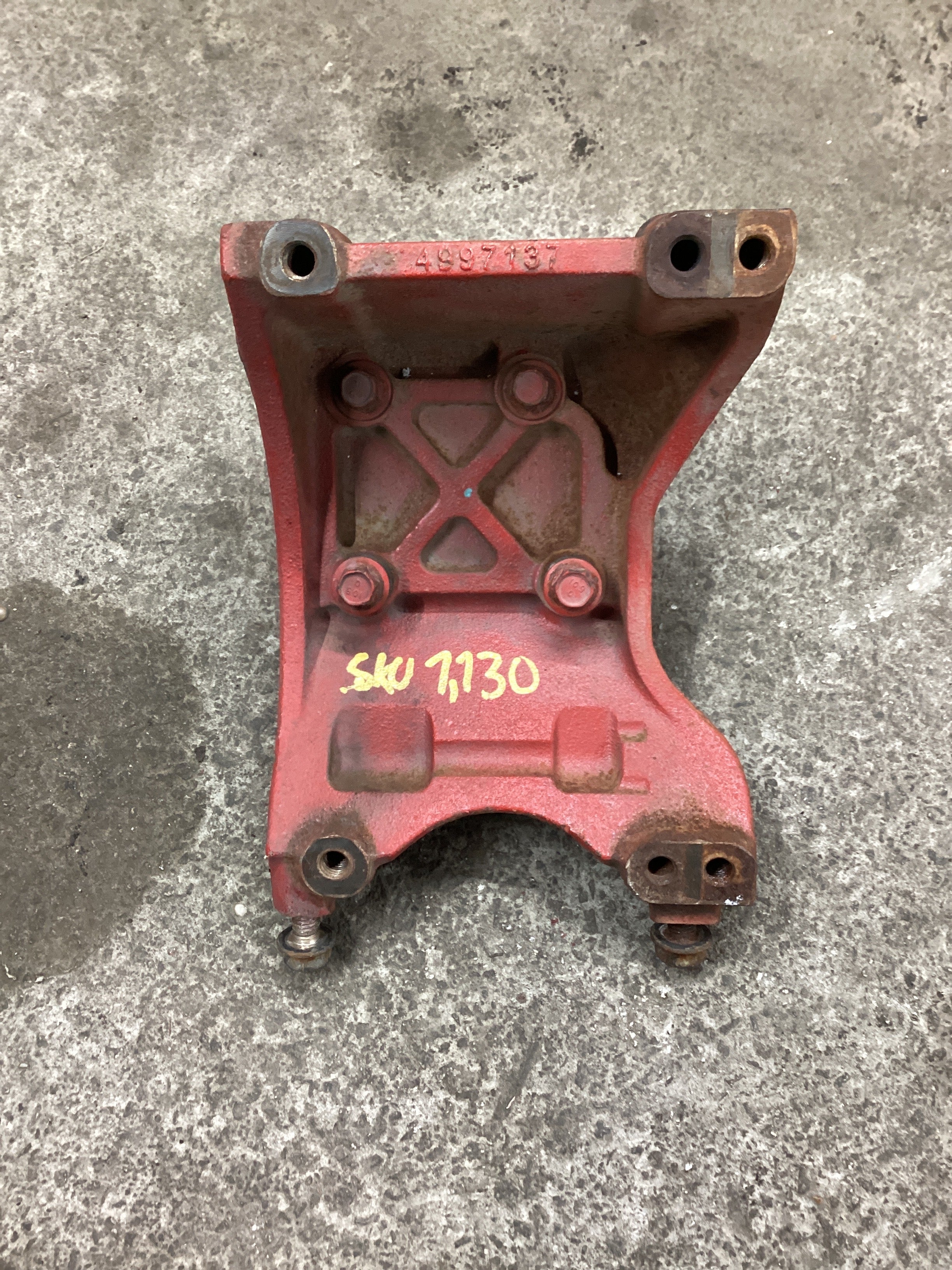 USED | ENGINE ALTERNATOR MOUNT BRACKET CUMMINS ISB 2012 | SKU1,130
