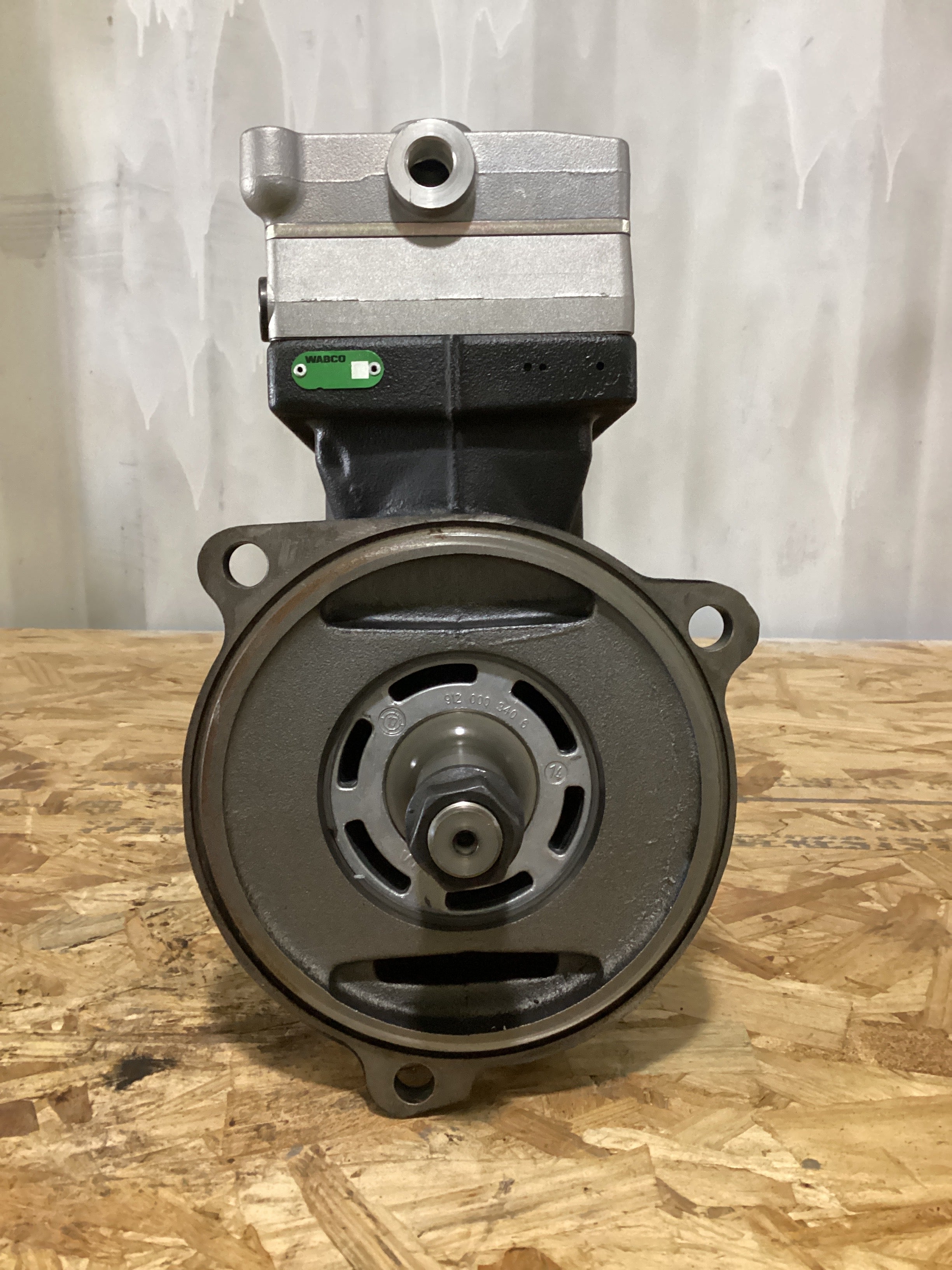 NEW | AIR COMPRESSOR TWIN CYLINDER MACK | SKU723