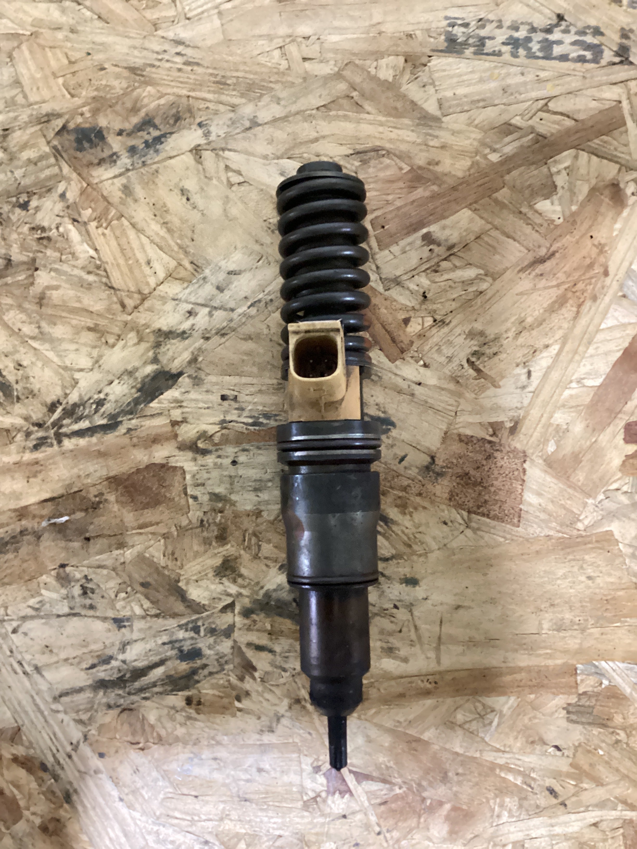 USED FUEL INJECTOR (VOLVO D13 | SKU777
