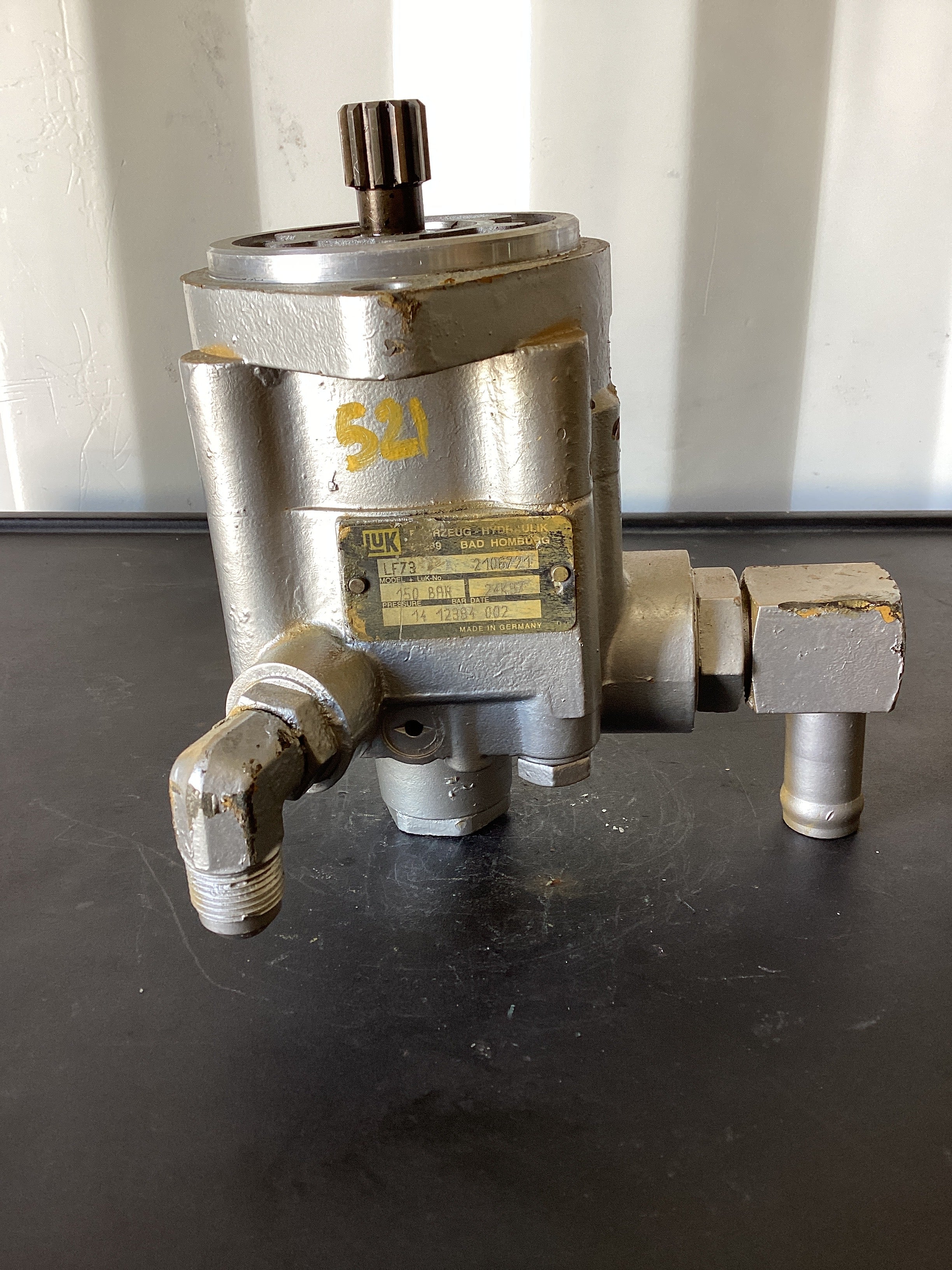 USED | POWER STEERING PUMP | SKU521